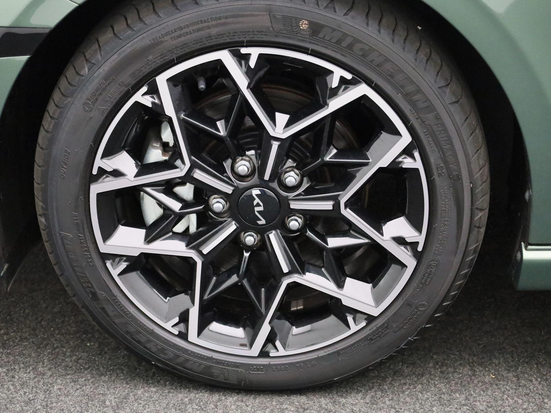 Kia Ceed - 12