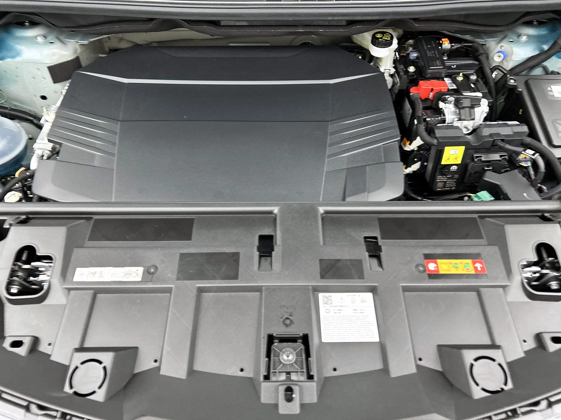 Opel-Grandland-image-38