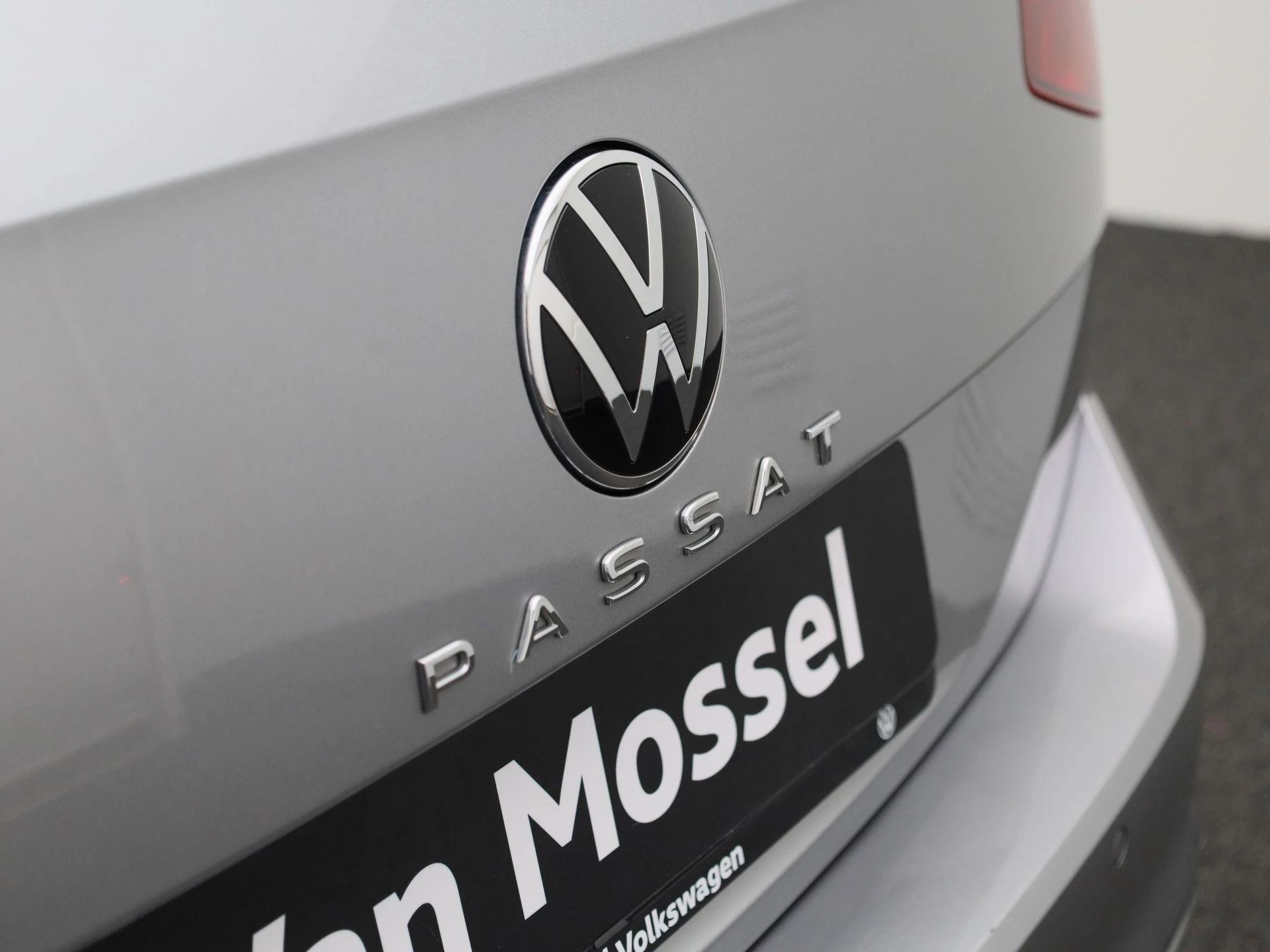 Volkswagen Passat Variant 2.0 TDI 90kW DSG Style Business Elektrische kofferklep | Camera | Adapt cruise