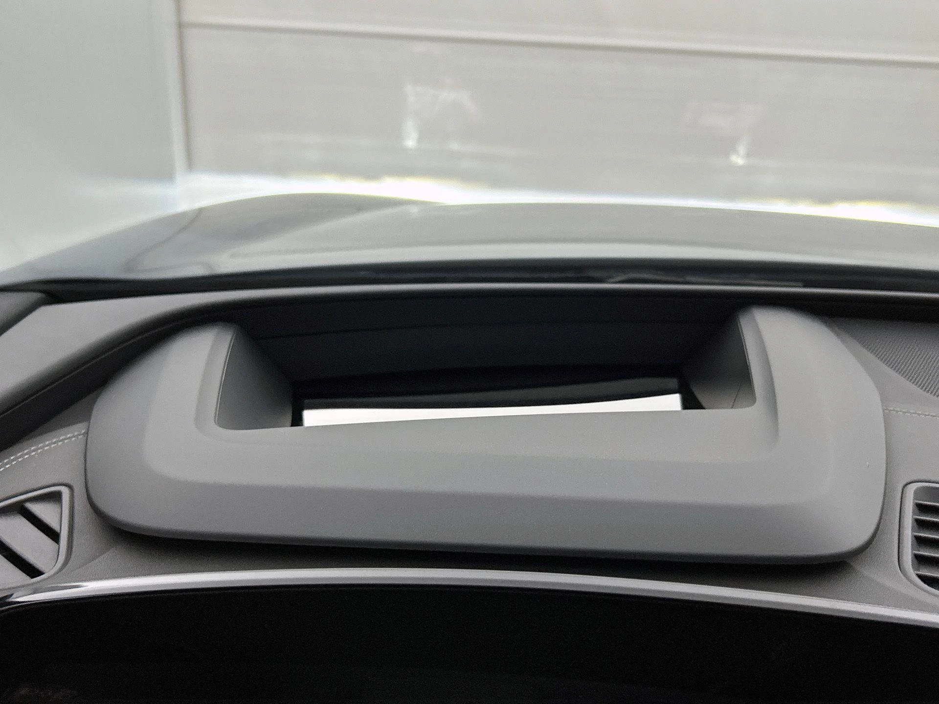 Audi-Q6 e-tron-image-16