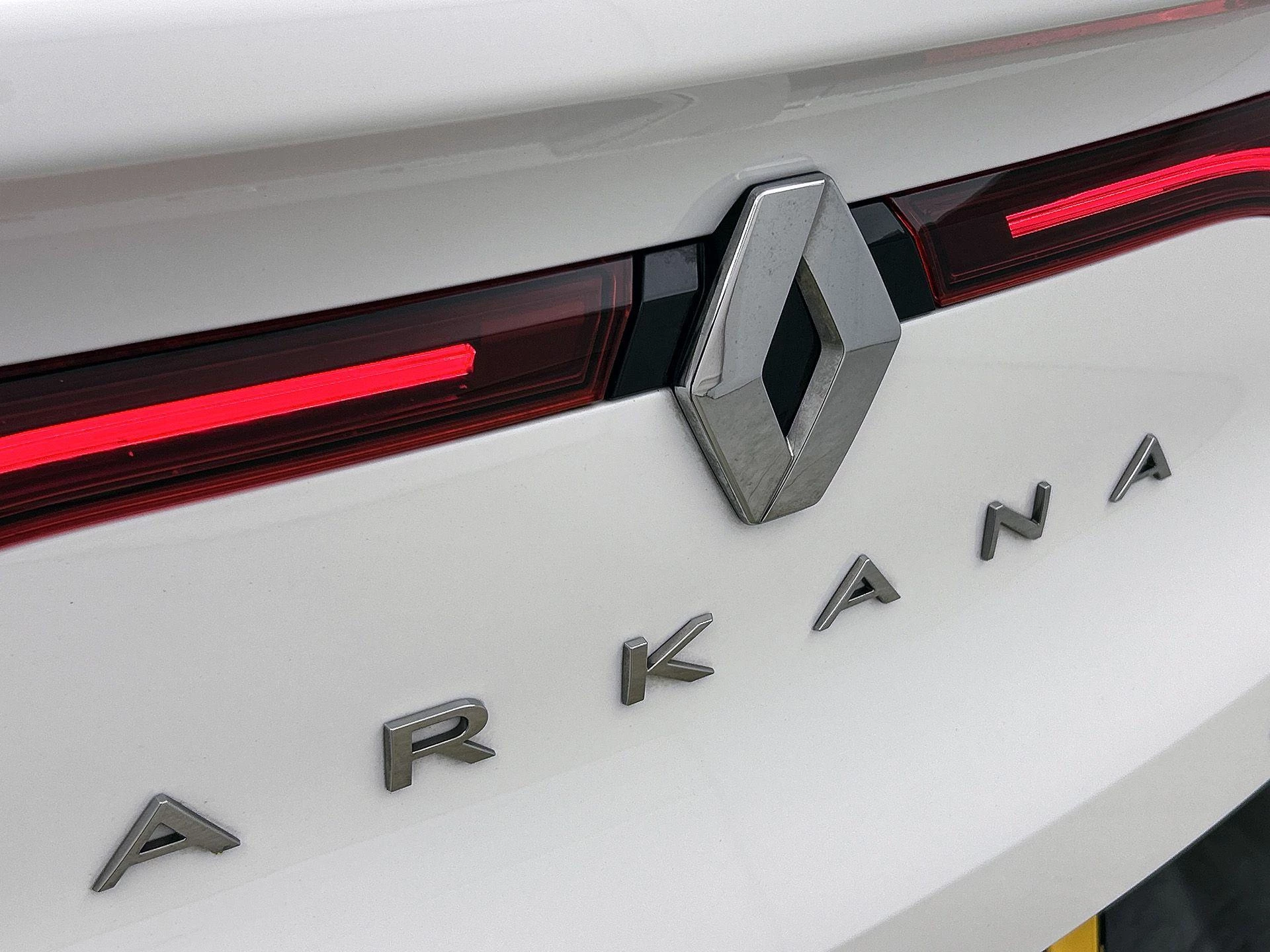 Renault Arkana 1.6 E-Tech Hybrid 145 Intens