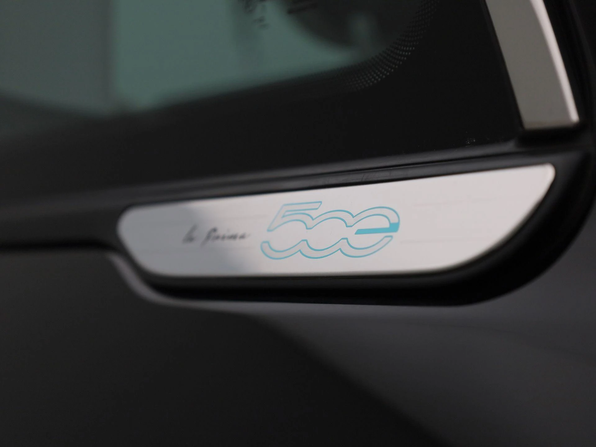 Fiat-500e-image-36