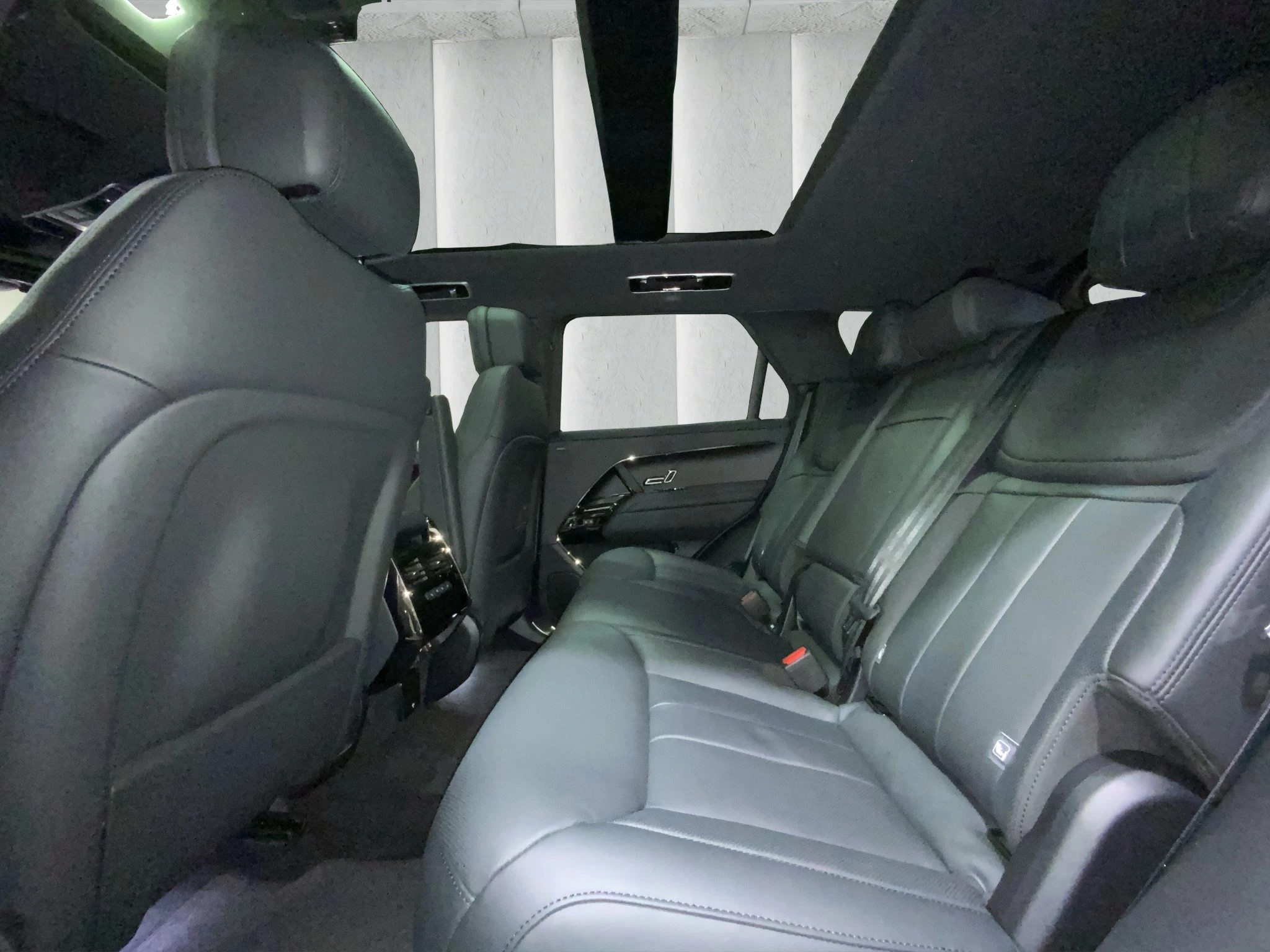 Land Rover-Range Rover Sport-image-7