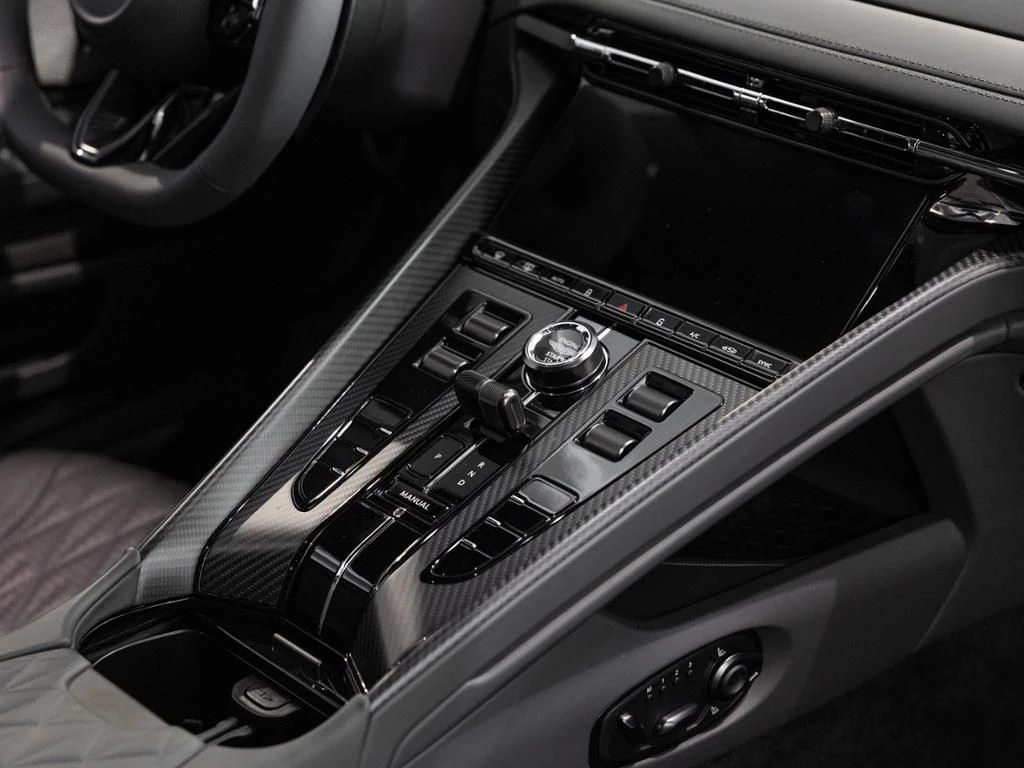 Aston Martin DB12 Coupe Aston Martin Hamburg