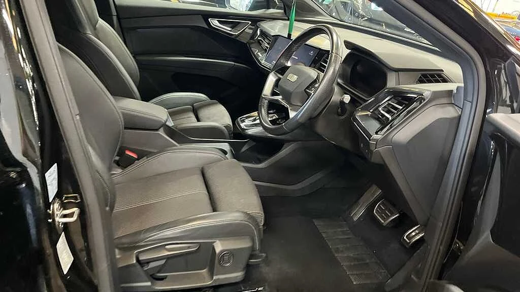 Audi-Q4 Sportback e-tron-image-10