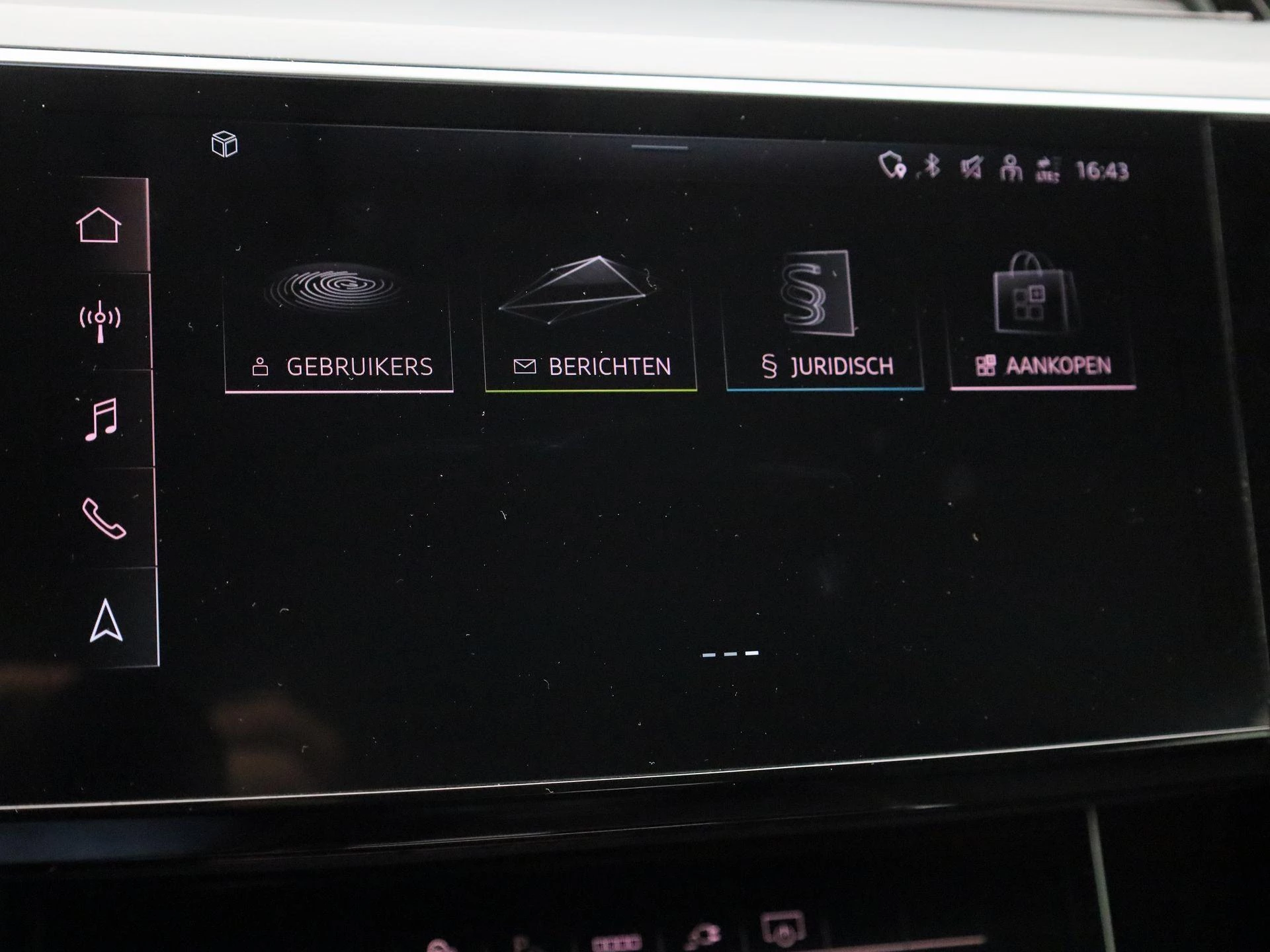 Audi-e-tron-image-16