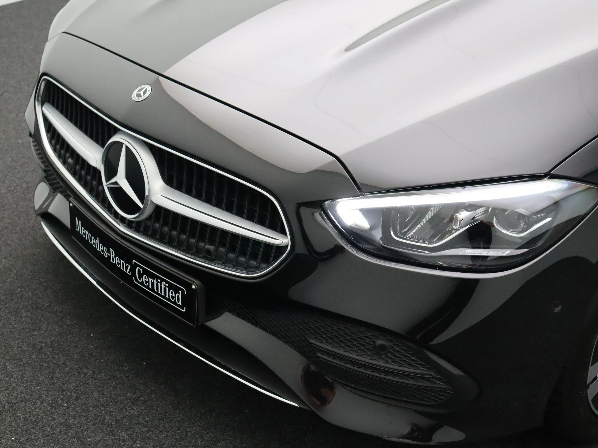 Mercedes-Benz-C-Klasse-image-28