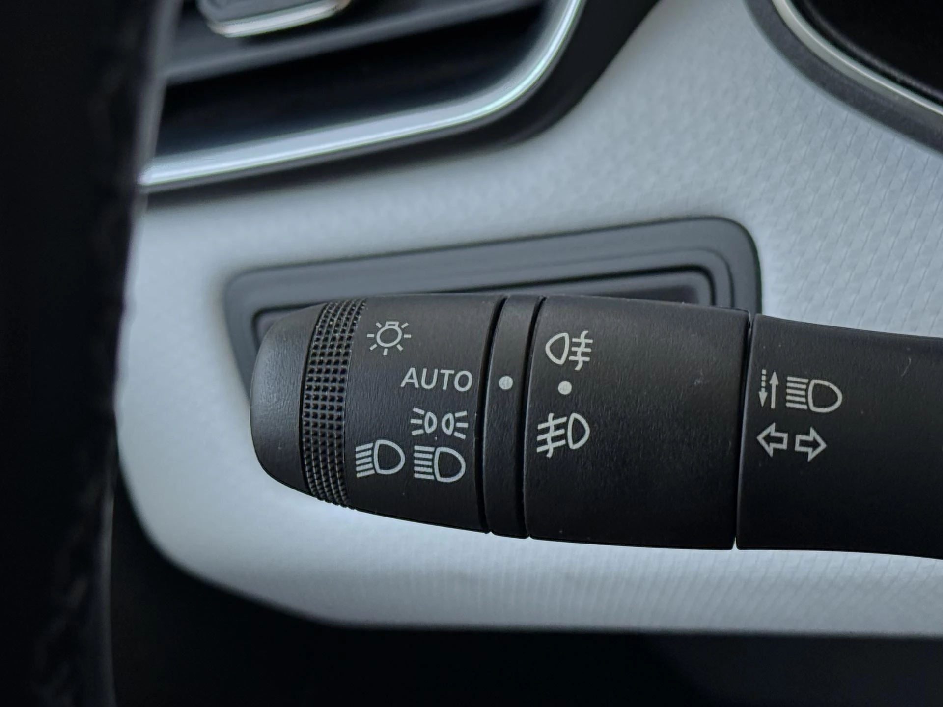 Renault-Clio-image-26
