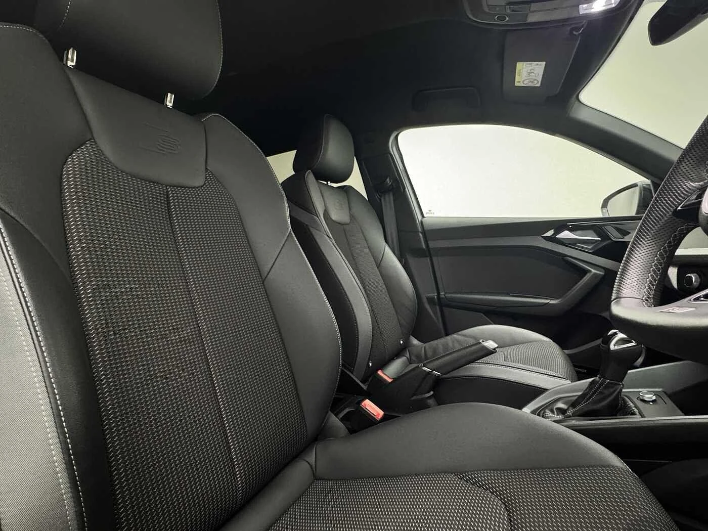 Audi-A1 Sportback-image-12