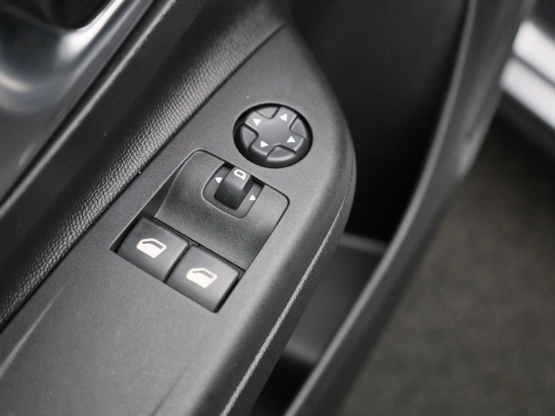 Opel-Corsa-image-25