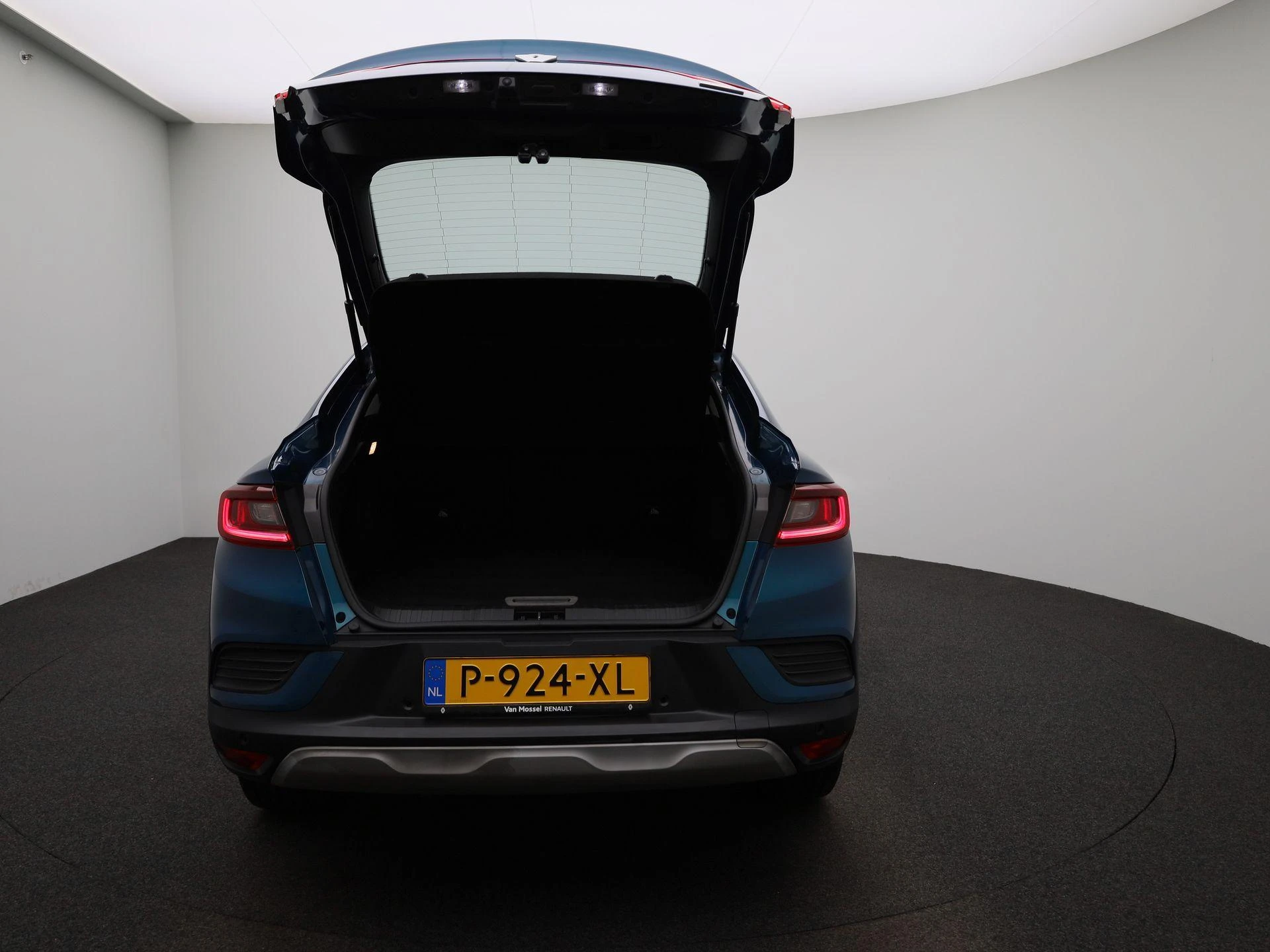 Renault-Arkana-image-11
