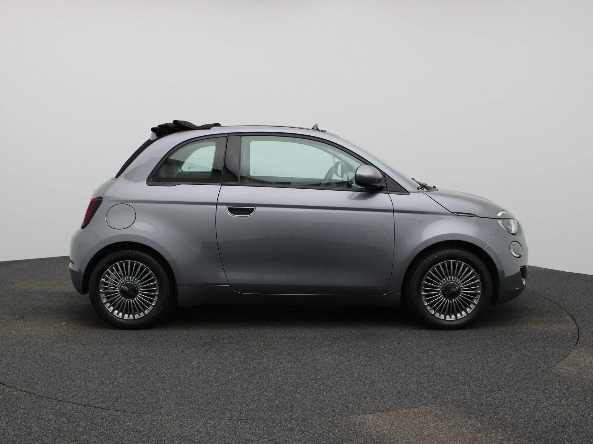 Fiat-500C-image-5