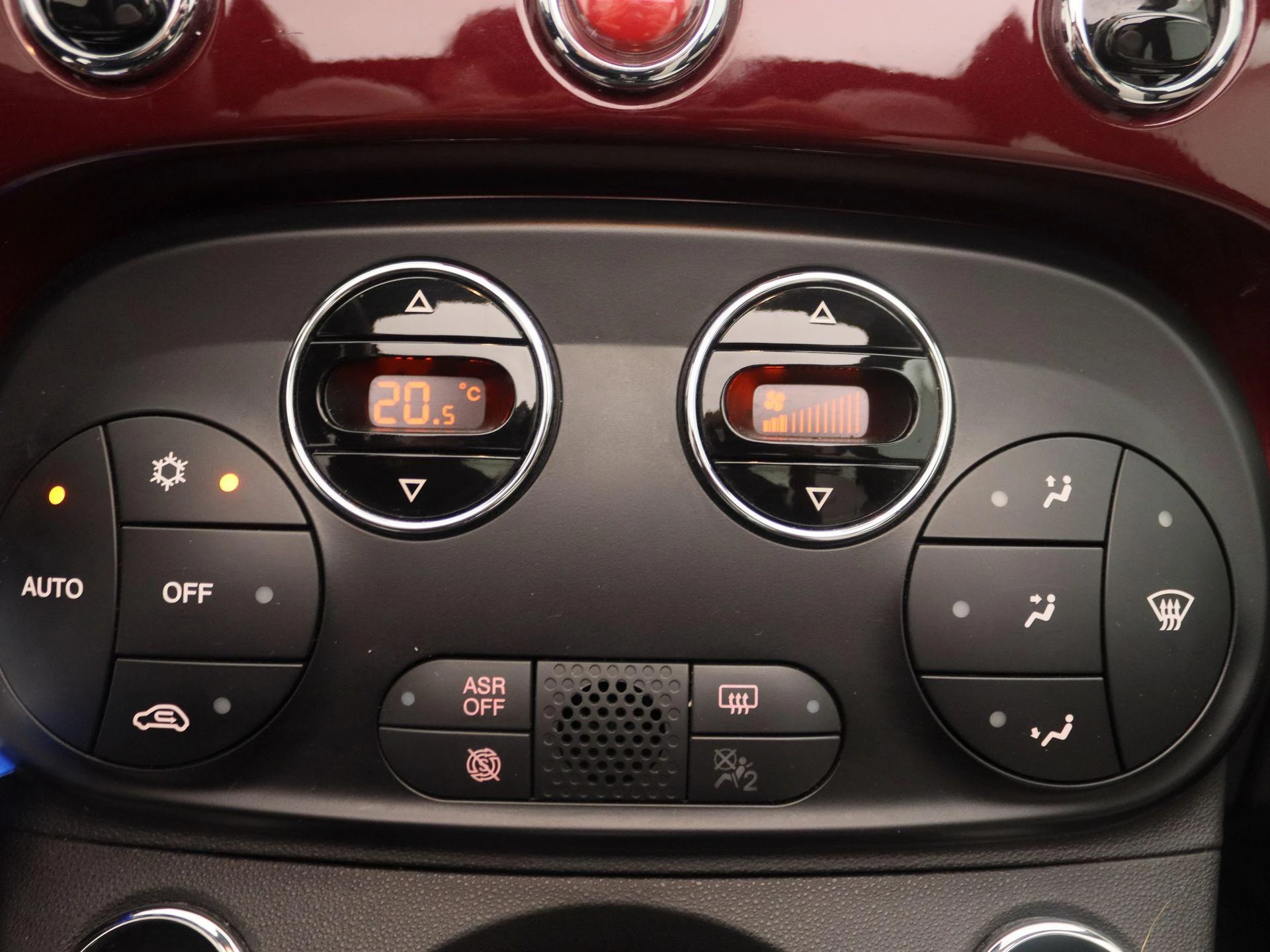 Fiat-500C-image-10