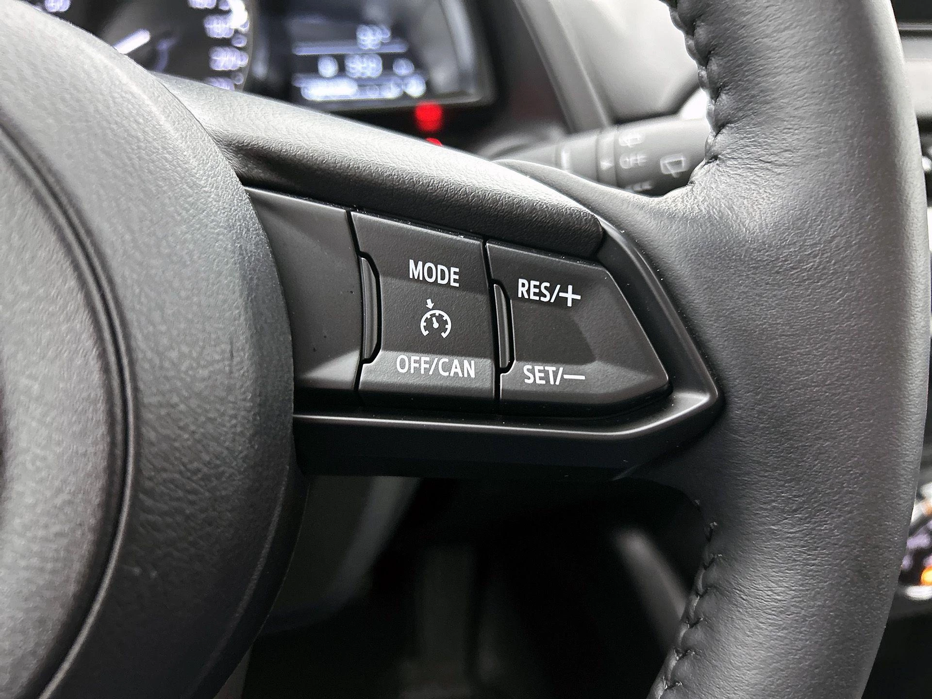 Mazda-2-image-6