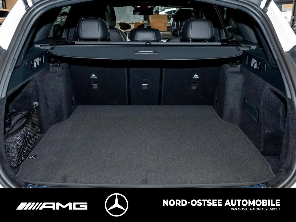 Mercedes-Benz C-Klasse 220 d T AMG NIGHT PANO AHK MEMORY SOUND DISTR AMG Line