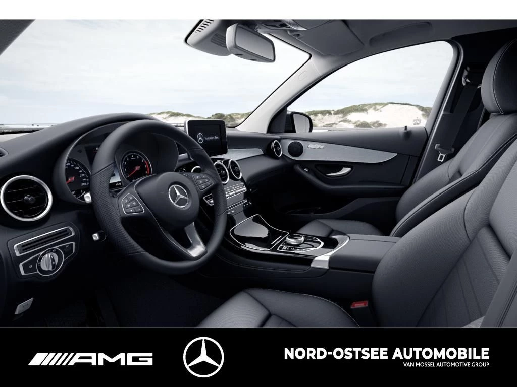 Mercedes-Benz GLC 250 4M NAVI LED PANO SITZHZG TEMPOMAT PDC