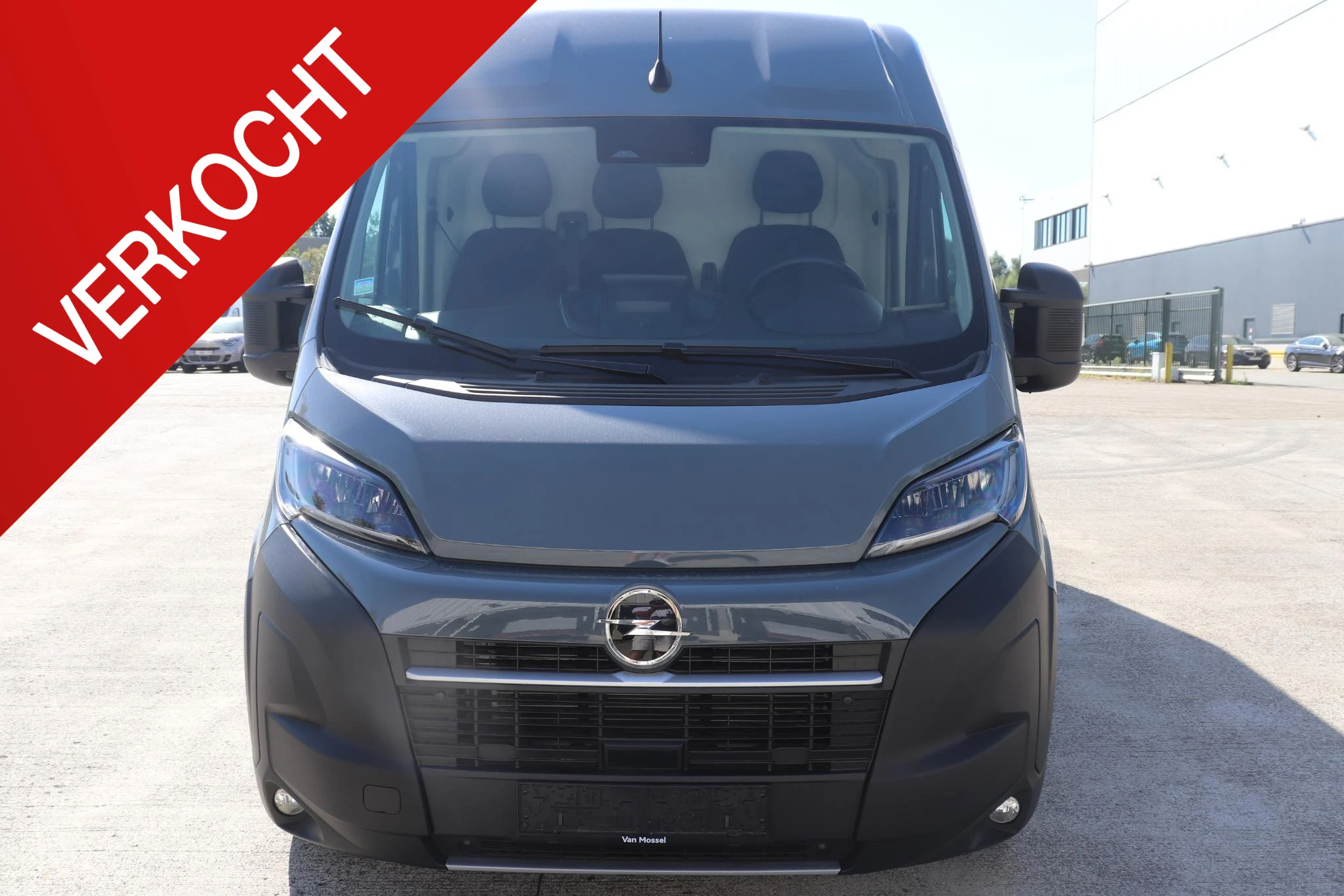 Opel-Movano-image-0
