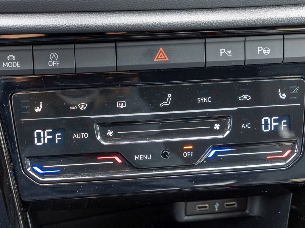 Volkswagen T-Roc 1.5 TSI DSG R-Line