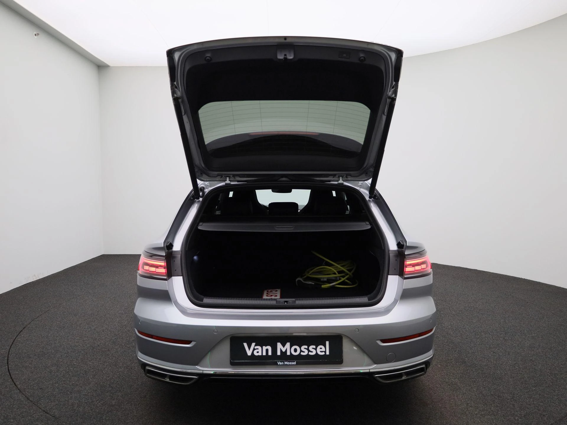 Volkswagen-Arteon-image-10