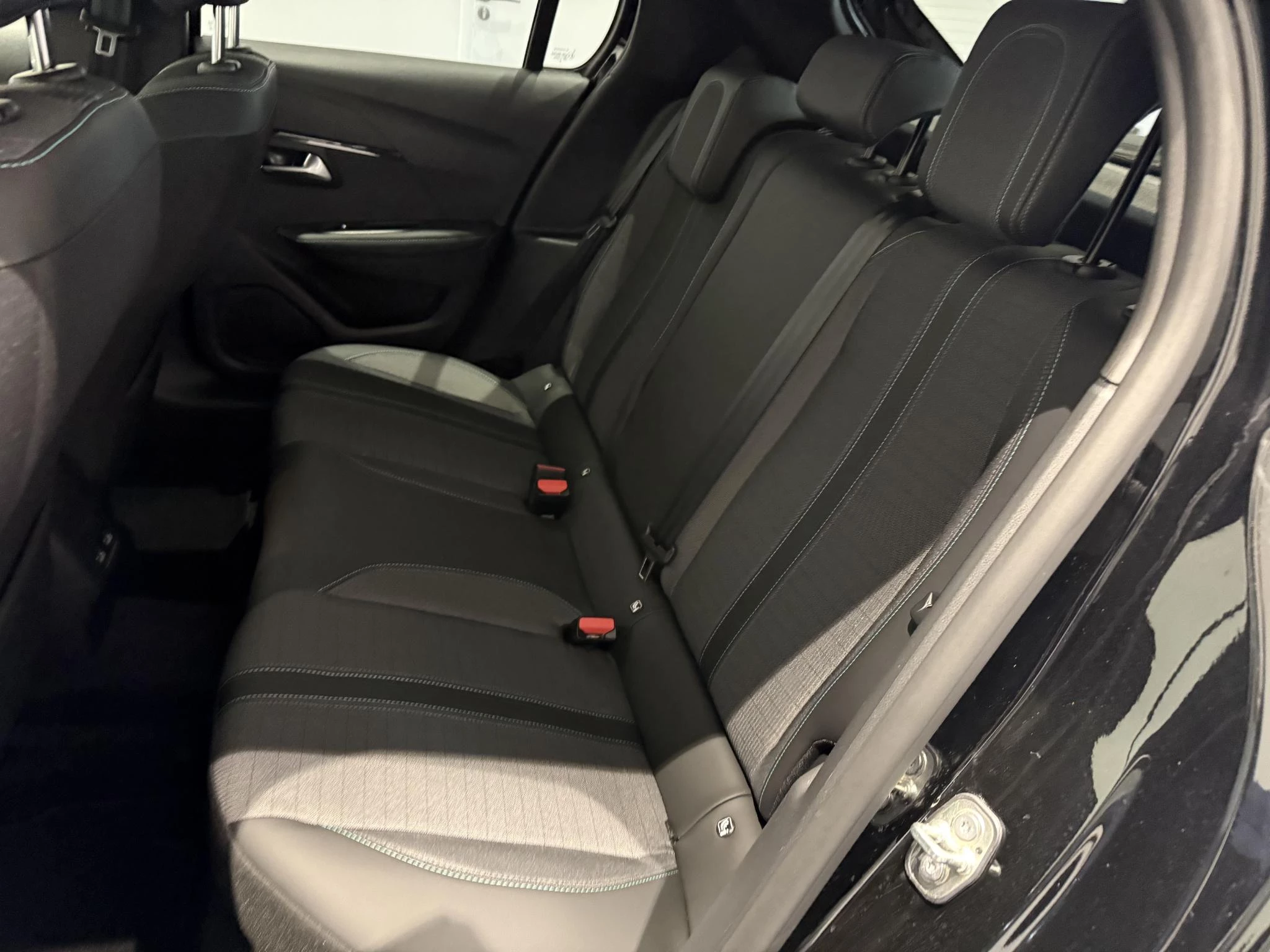 Peugeot-208-image-9