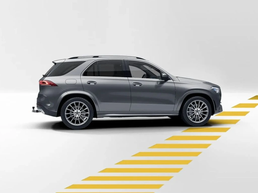 Mercedes-Benz-GLE 400 d-image-6