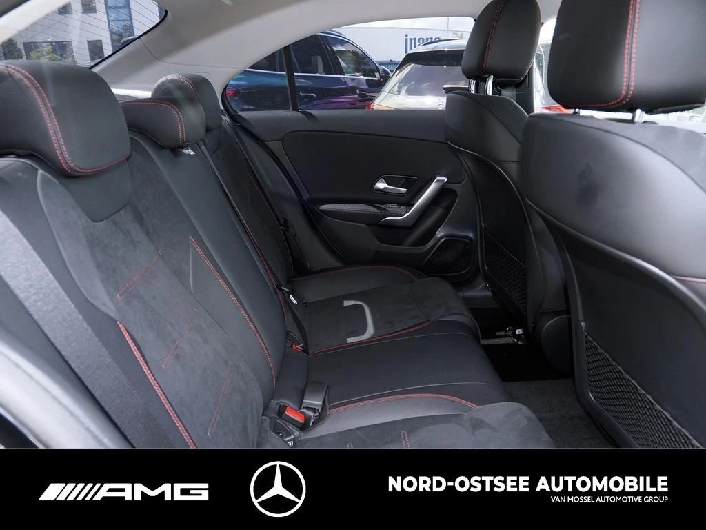 Mercedes-Benz A-Klasse 250 LIMO AMG 4M NAVI TEMPOMAT LED SITZH AMG Line