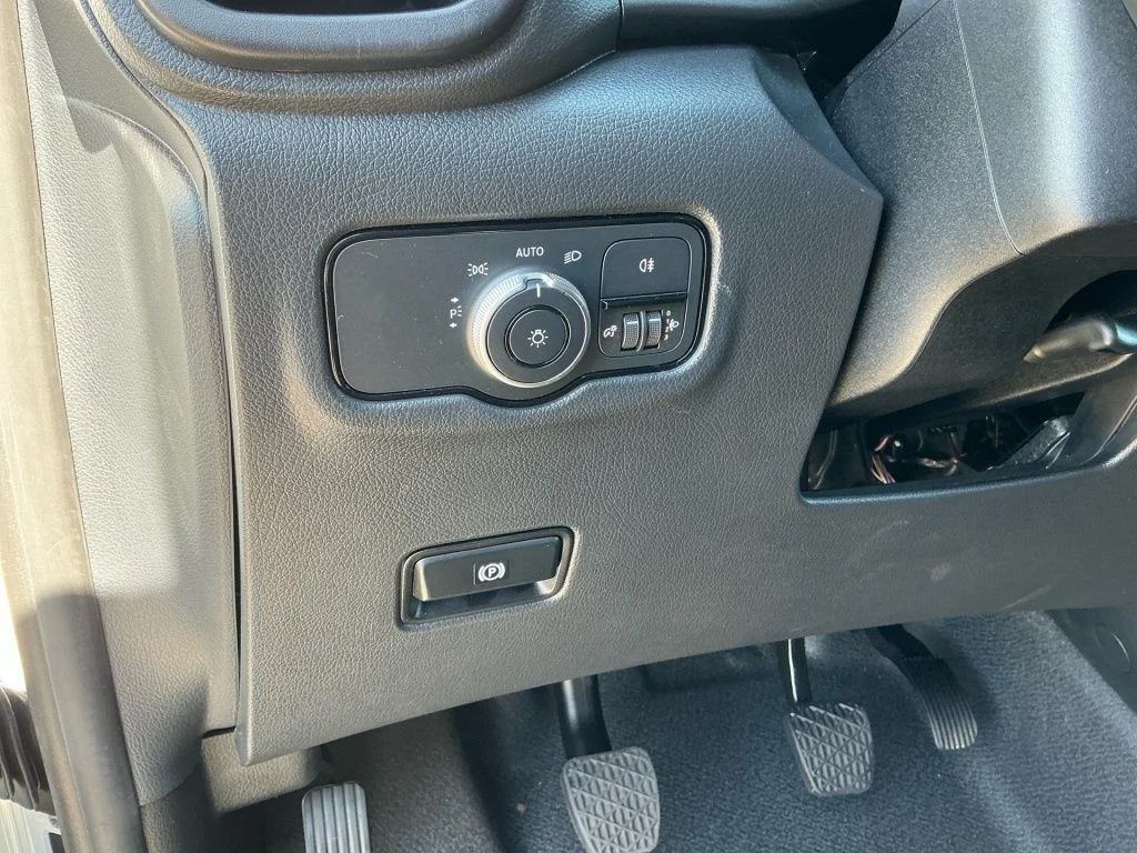 Mercedes-Benz-Vito 116-image-13