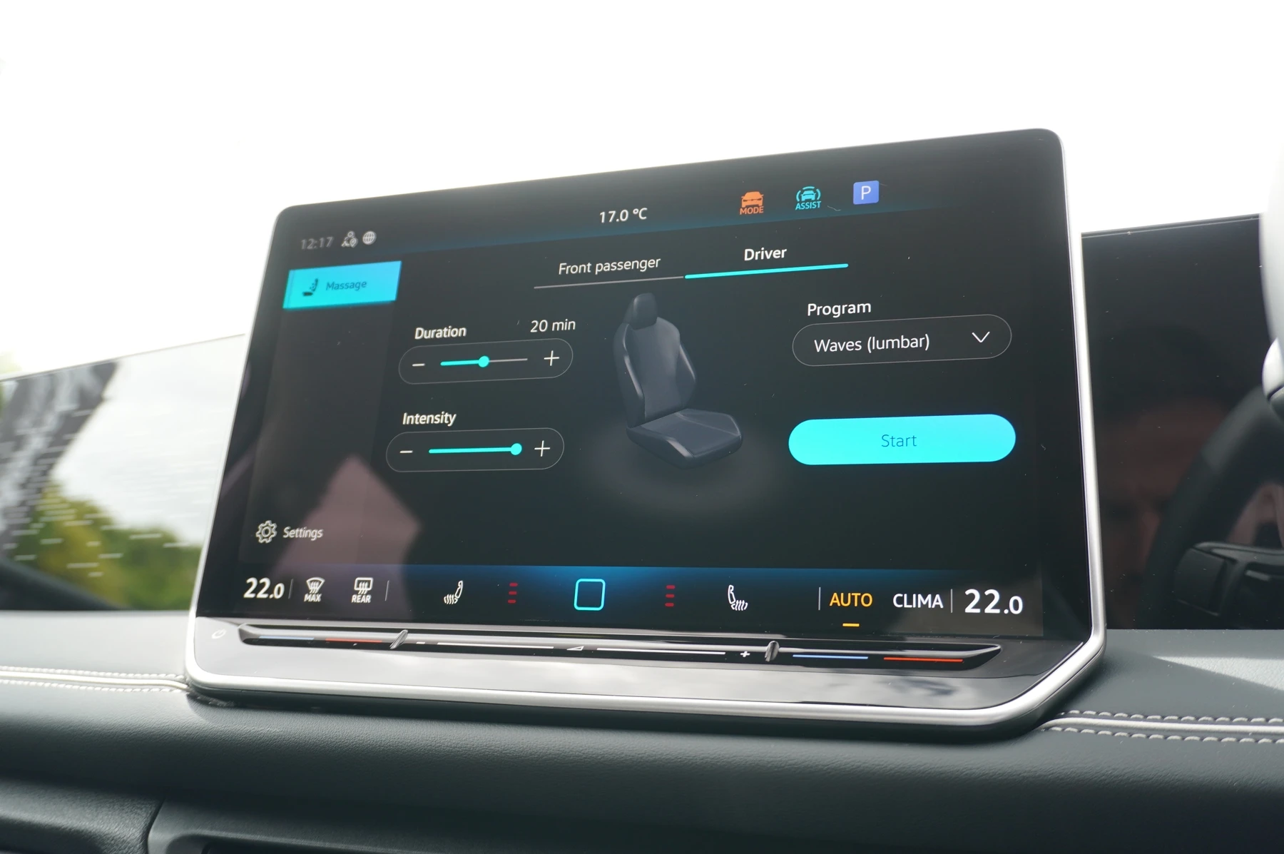 Volkswagen-Tiguan-image-28