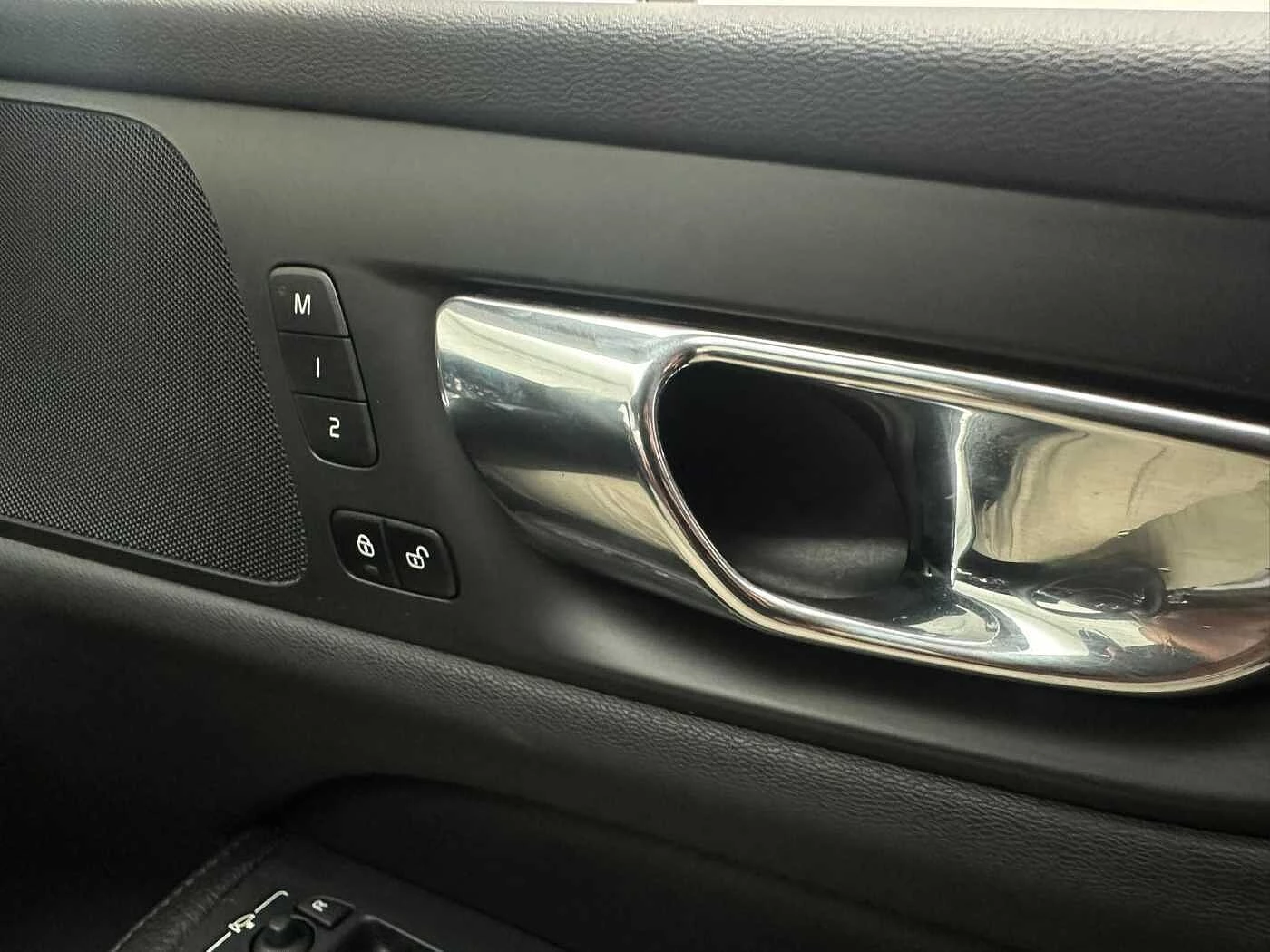Volvo-V60-image-26
