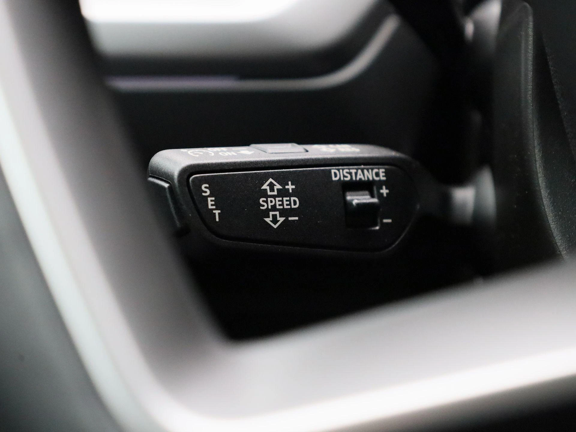 Audi-Q4 e-tron-image-29