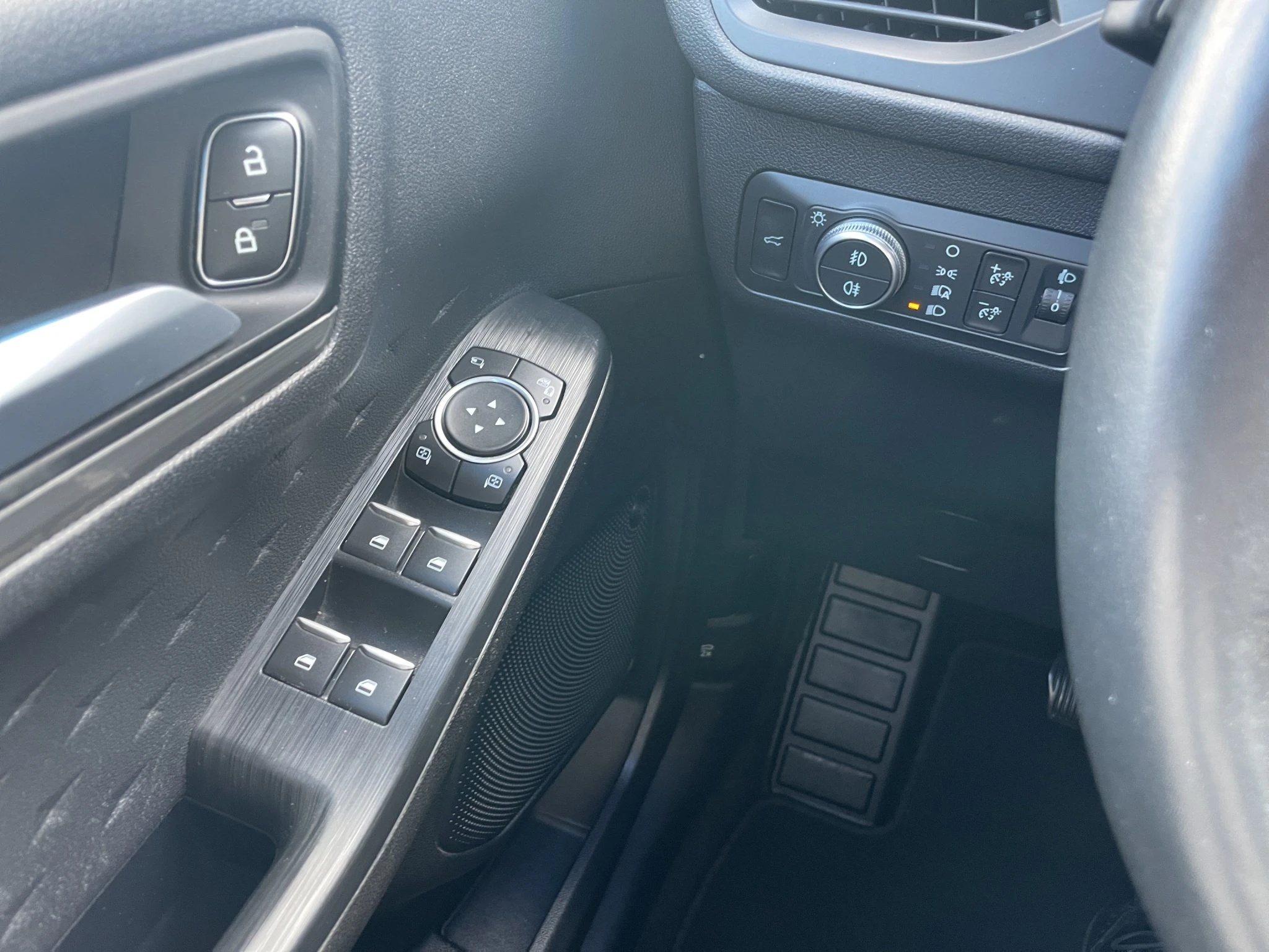 Ford-Kuga-image-14