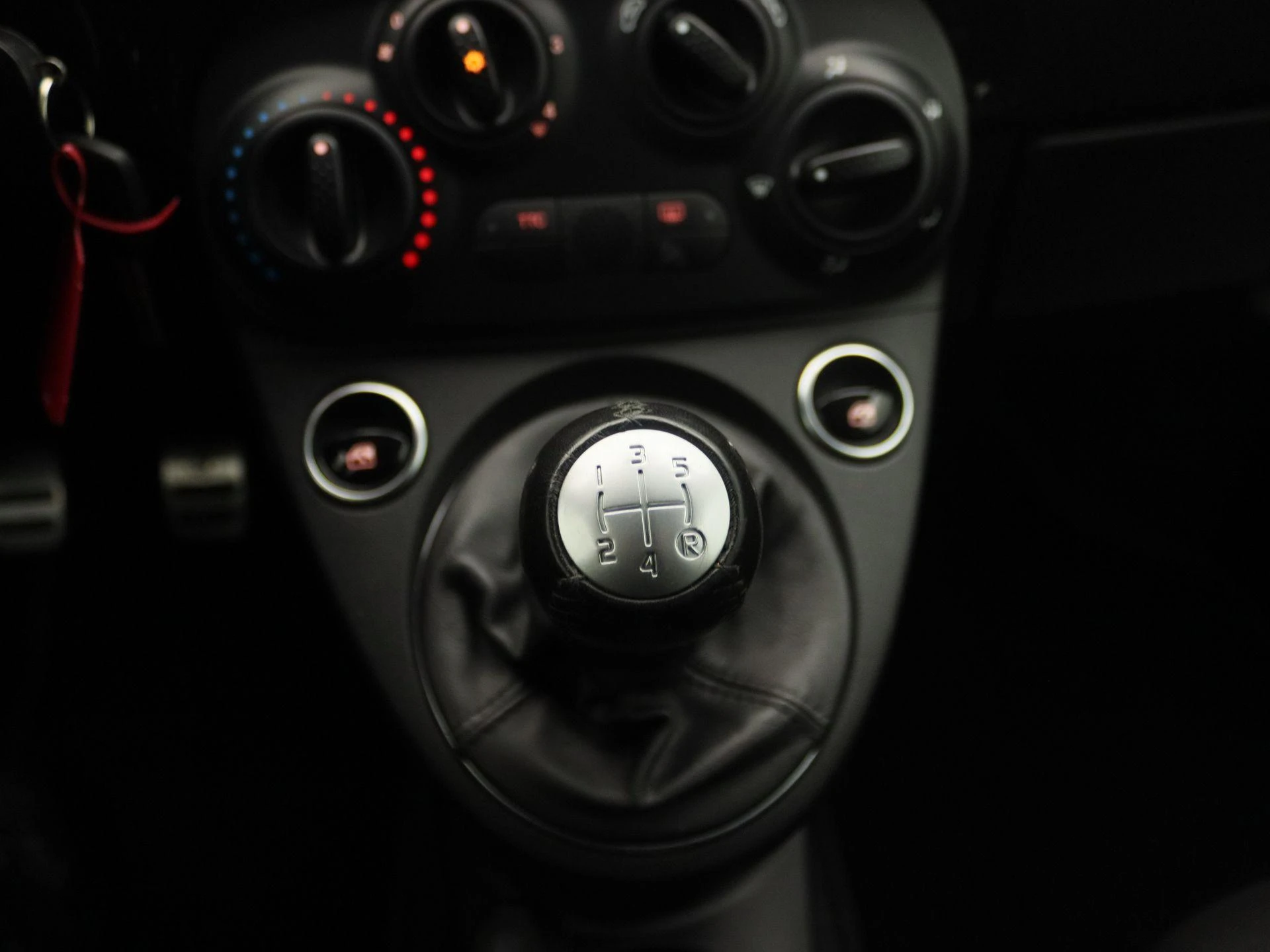 Fiat-500C-image-11