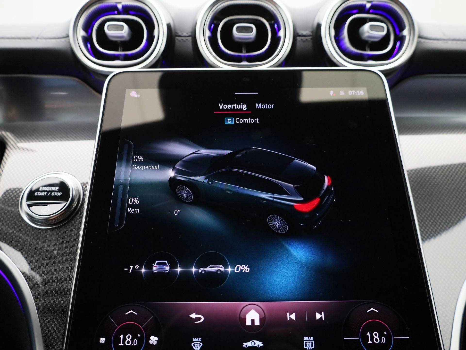 Mercedes-Benz-GLC-image-28