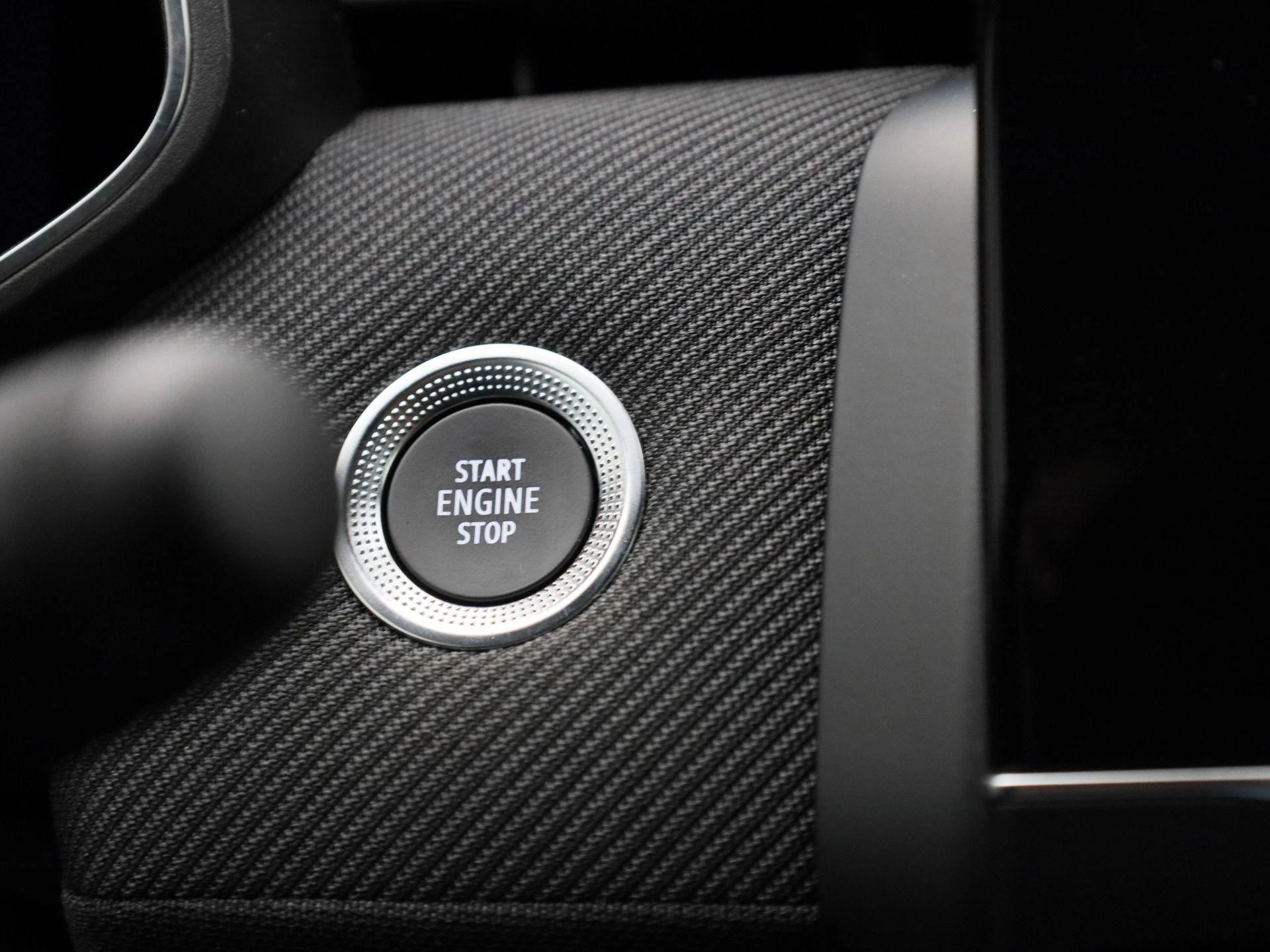 Renault-Clio-image-20