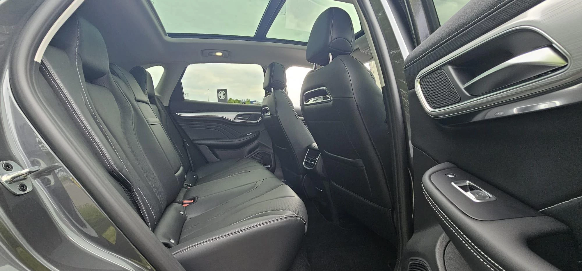 MG Marvel R 70 kWh Luxury