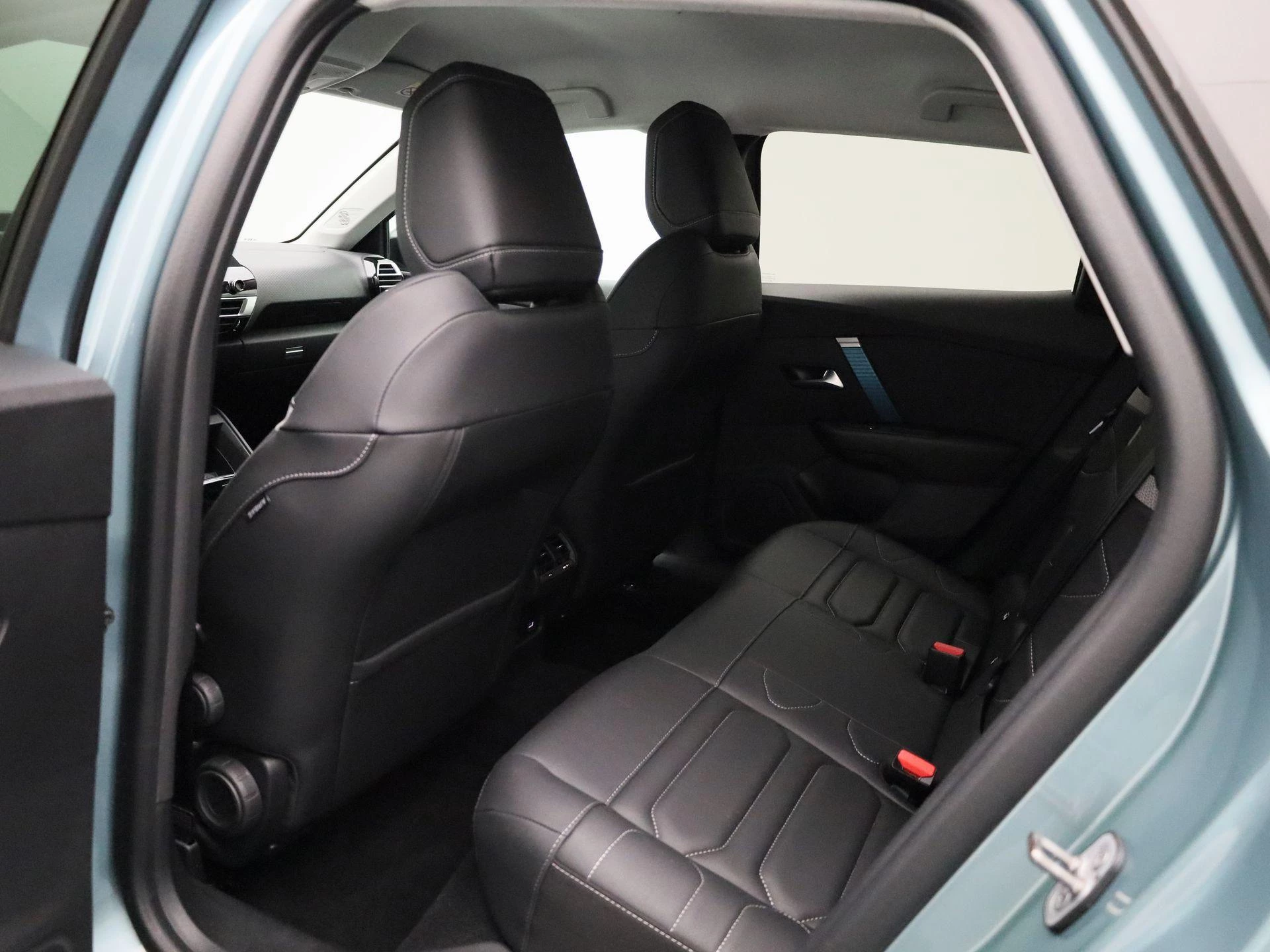 Citroën-ë-C4-image-9