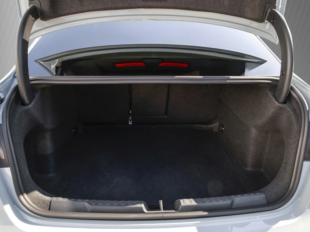 Audi A3 Limousine 30 TFSI S line Inter ACC Kamera GWP