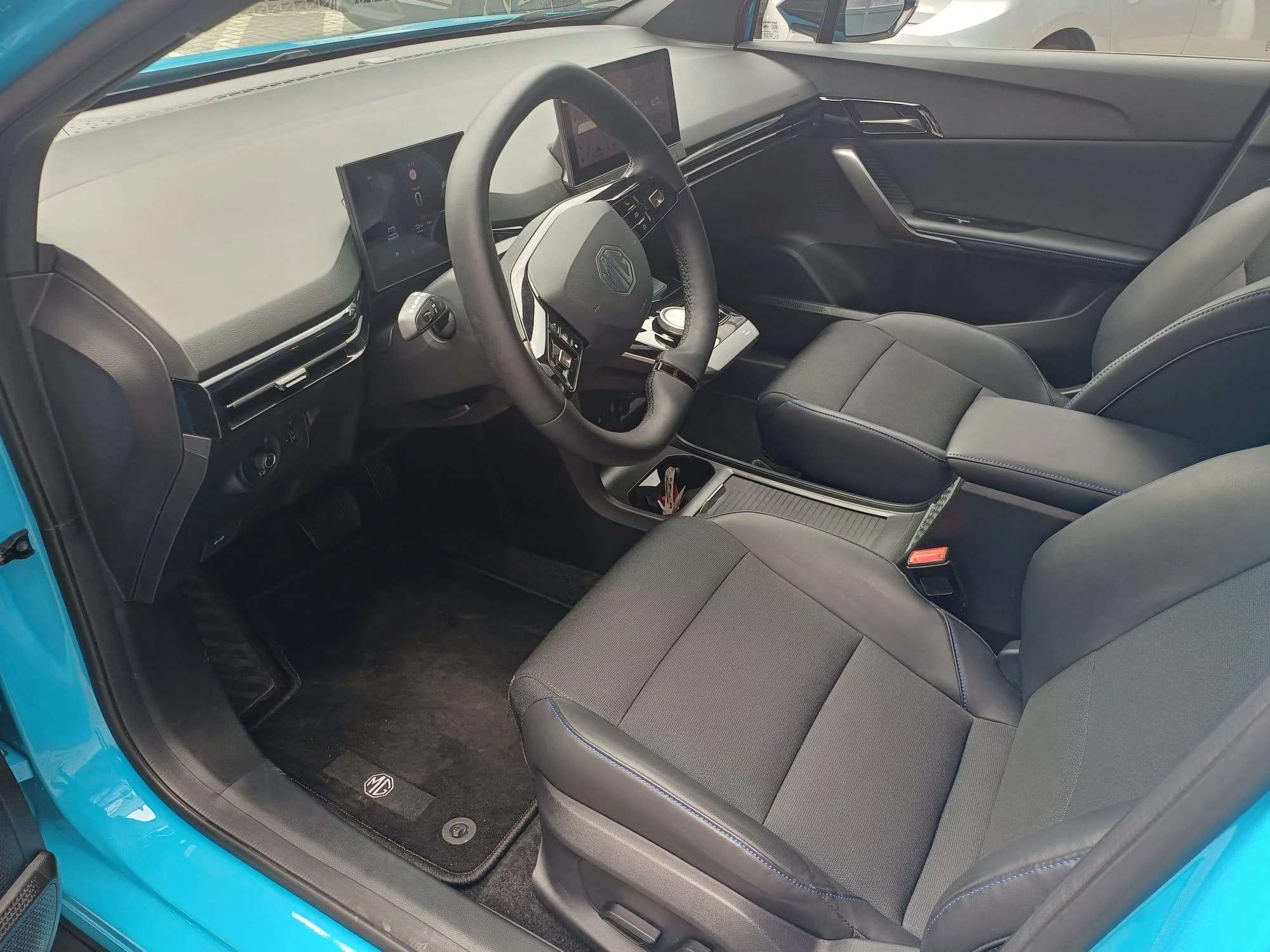MG MG4 64 kWh Luxury
