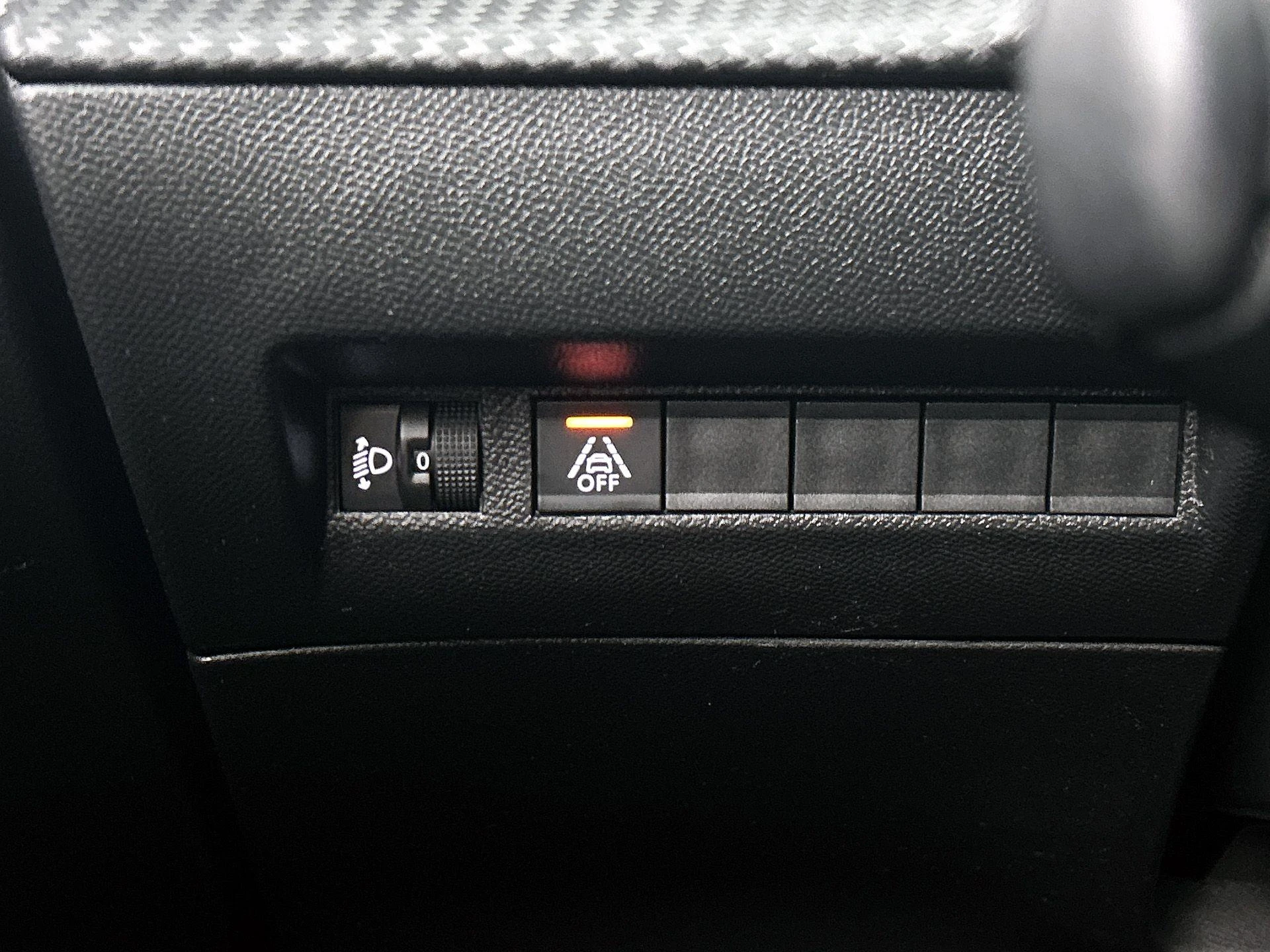 Peugeot-2008-image-17