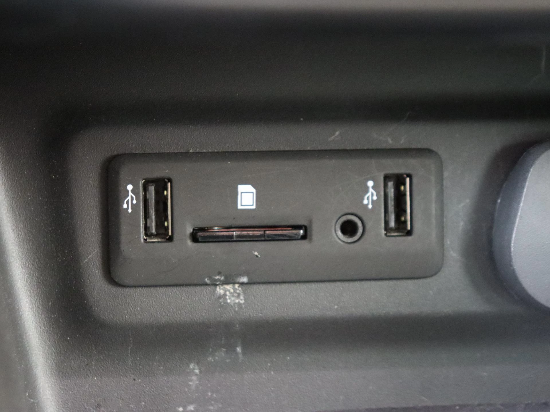 Renault-Mégane-image-24