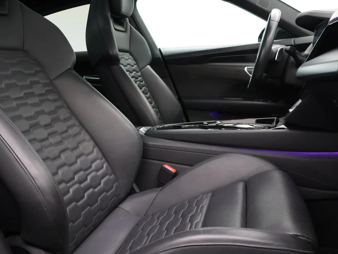 Audi-e-tron GT-image-21