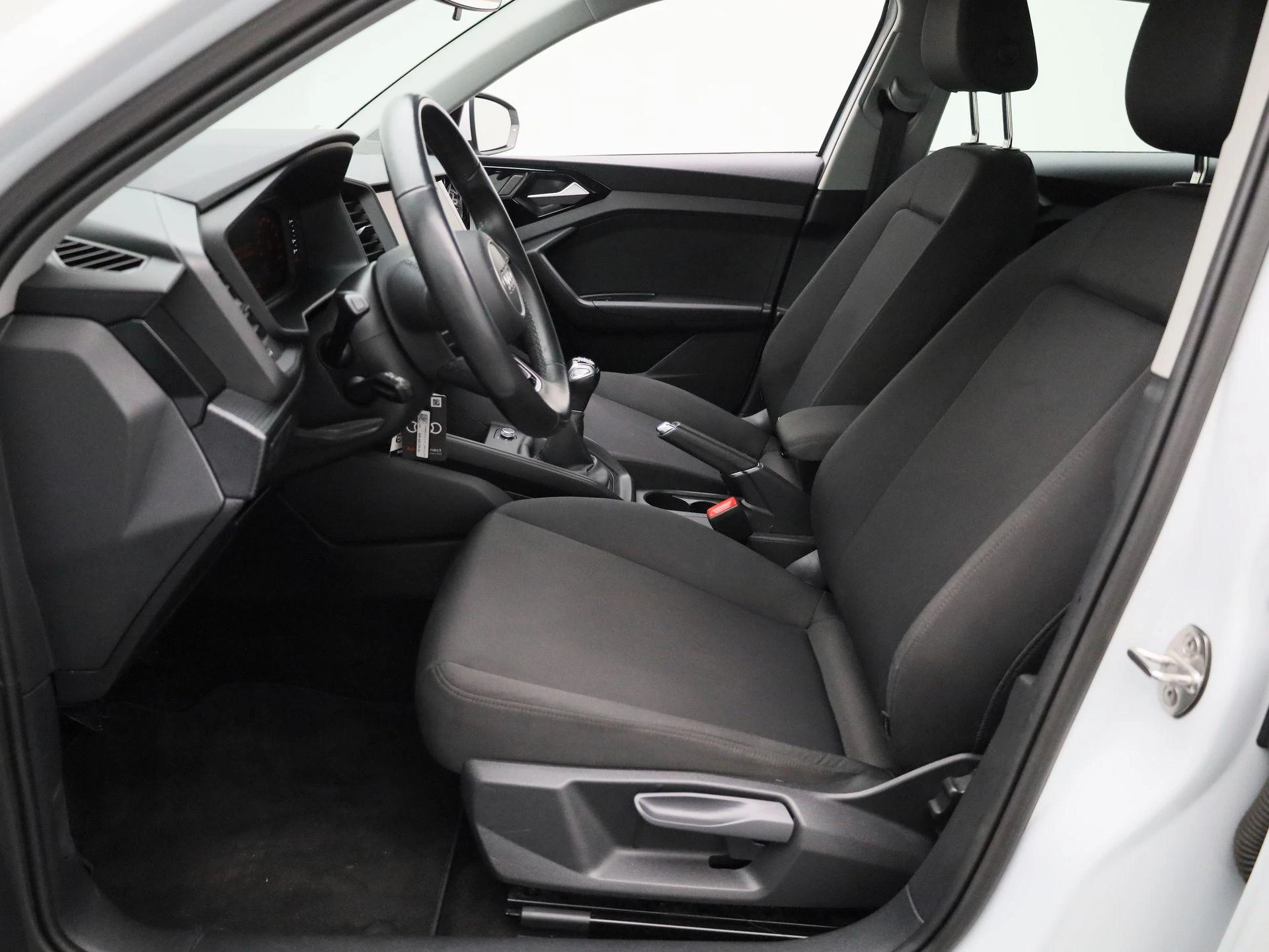 Audi-A1 Sportback-image-10