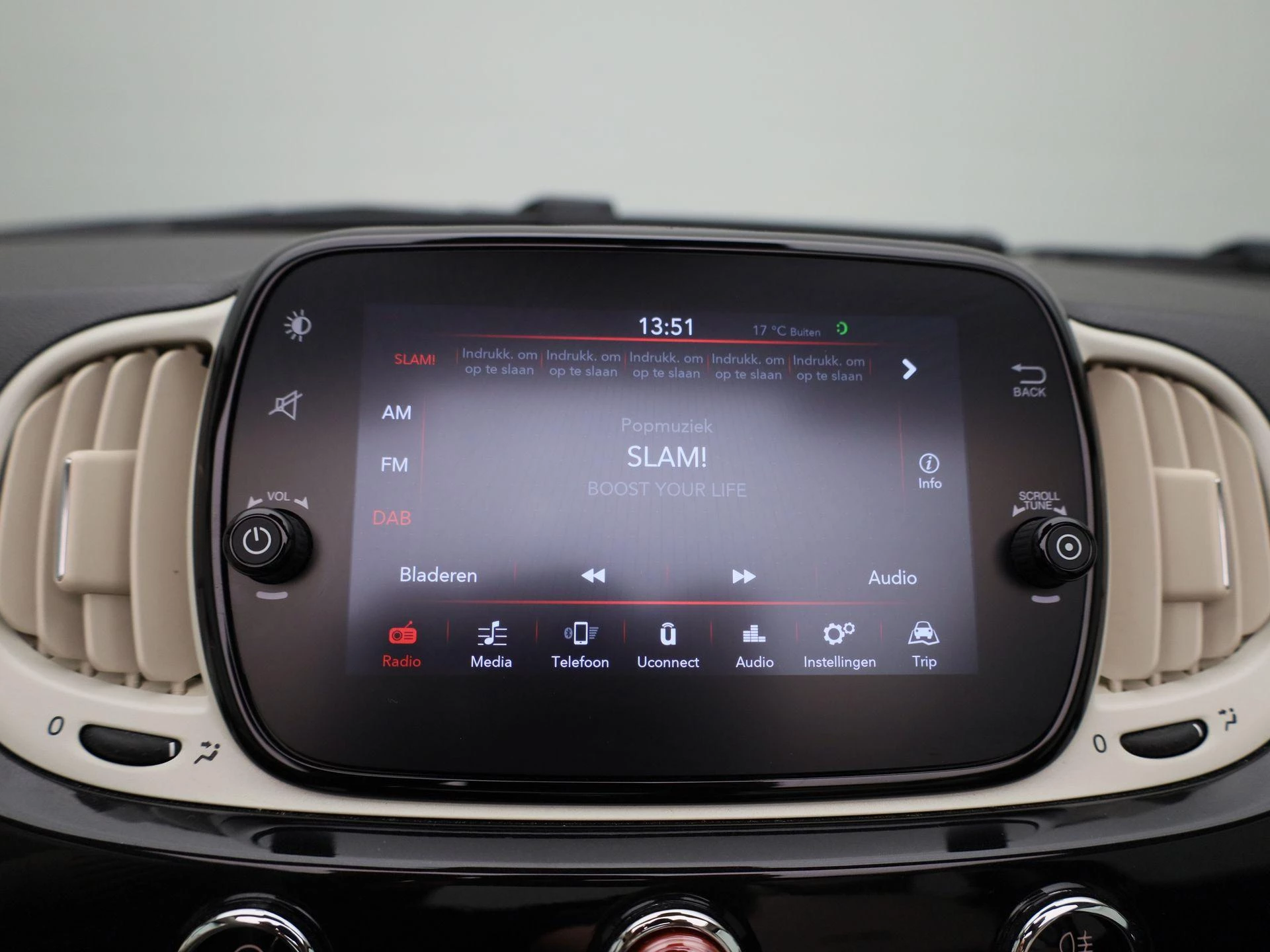 Fiat-500C-image-15
