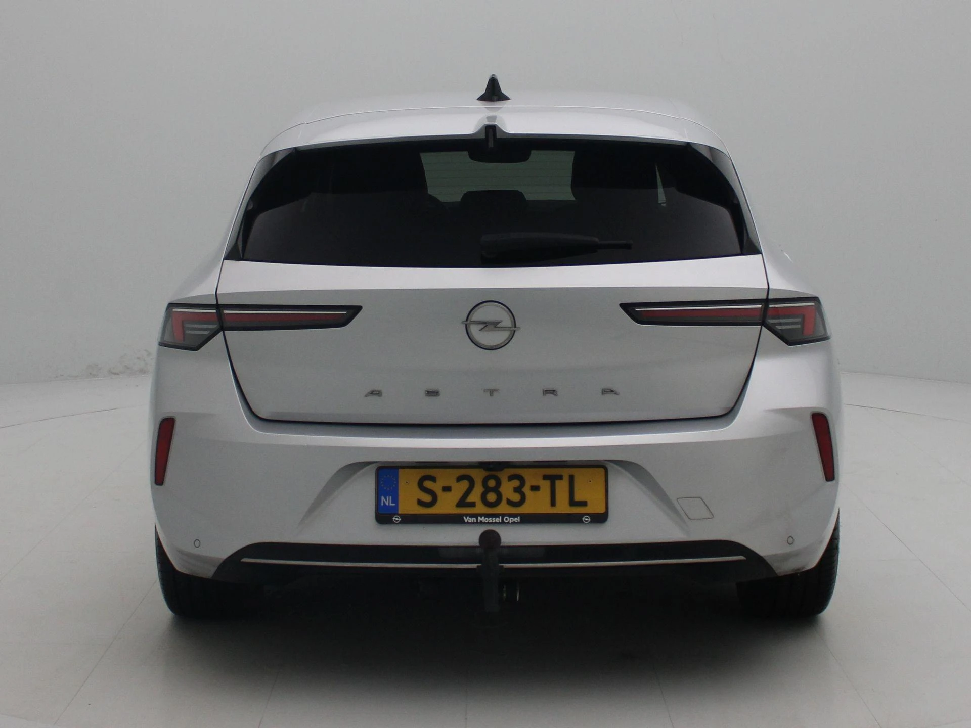 Opel-Astra-image-4