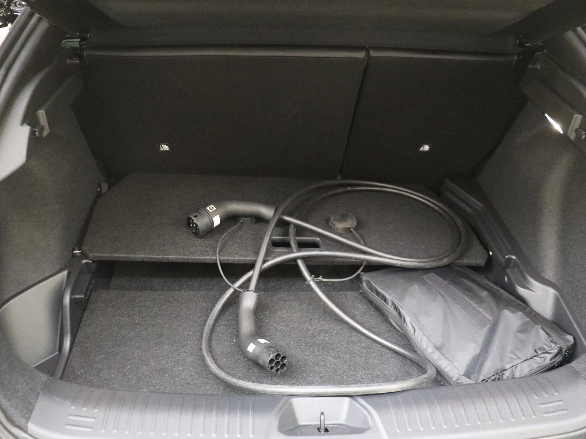 Nissan-Leaf-image-26
