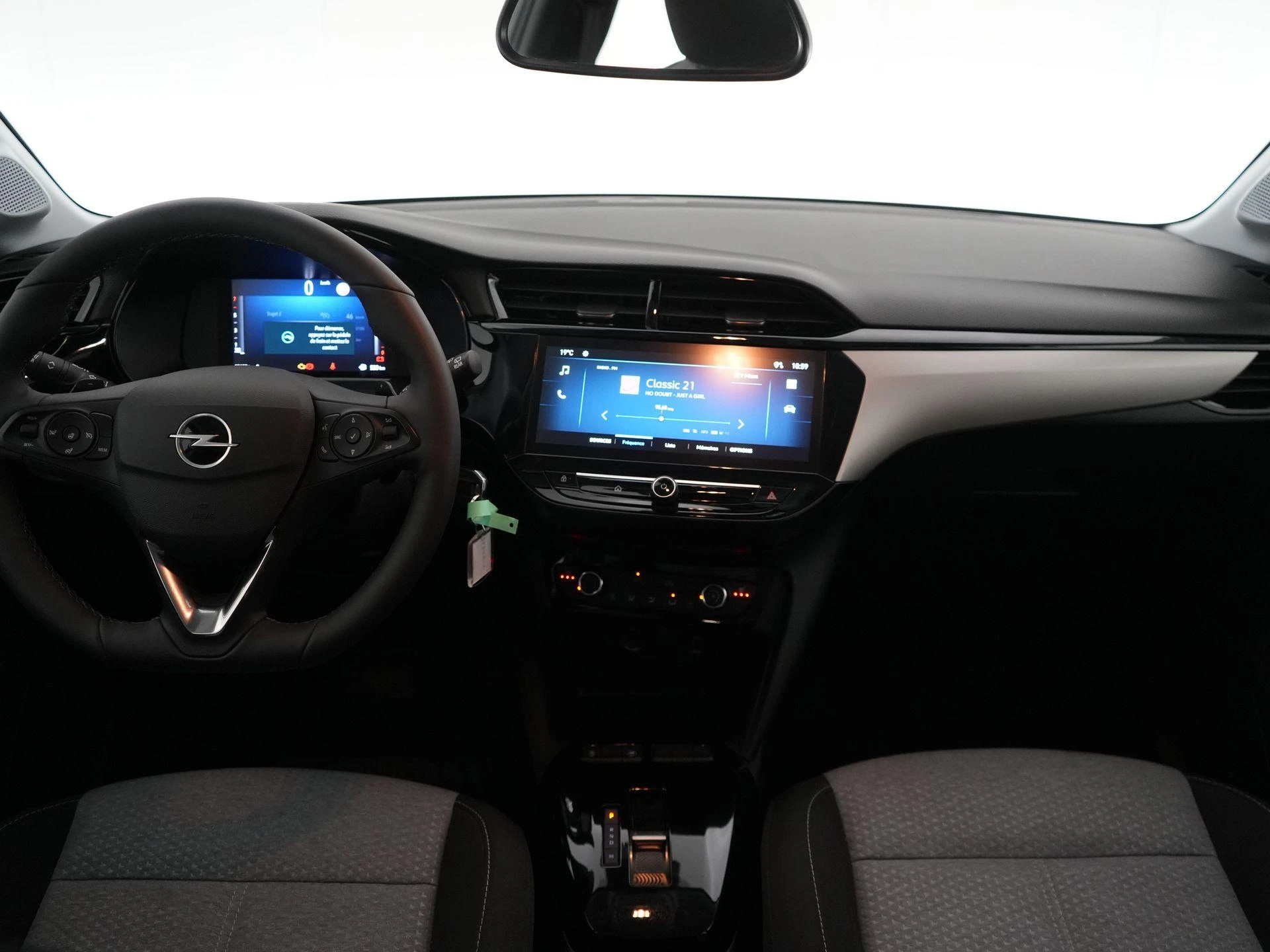 Opel-Corsa-image-6
