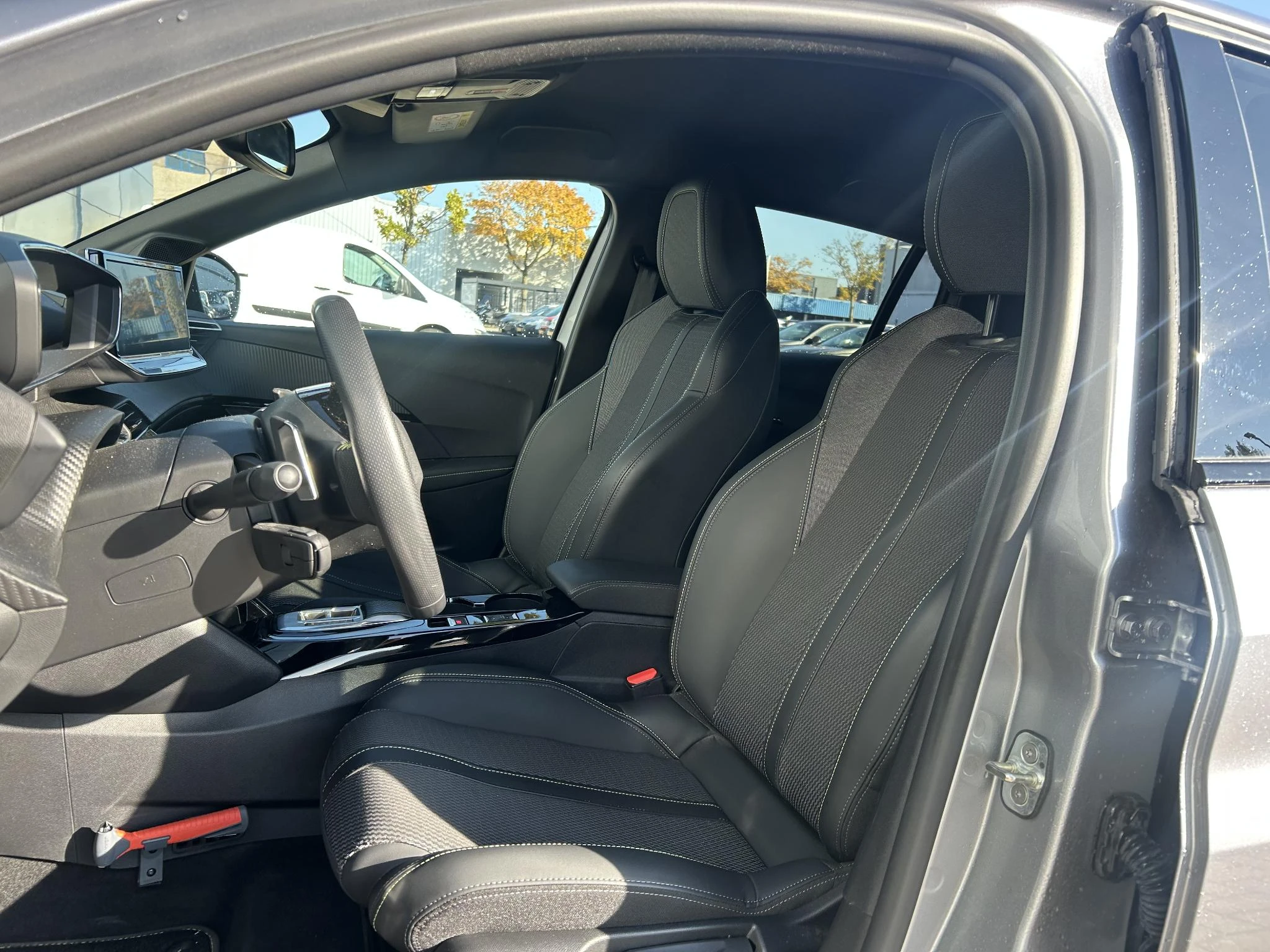 Peugeot-208-image-20