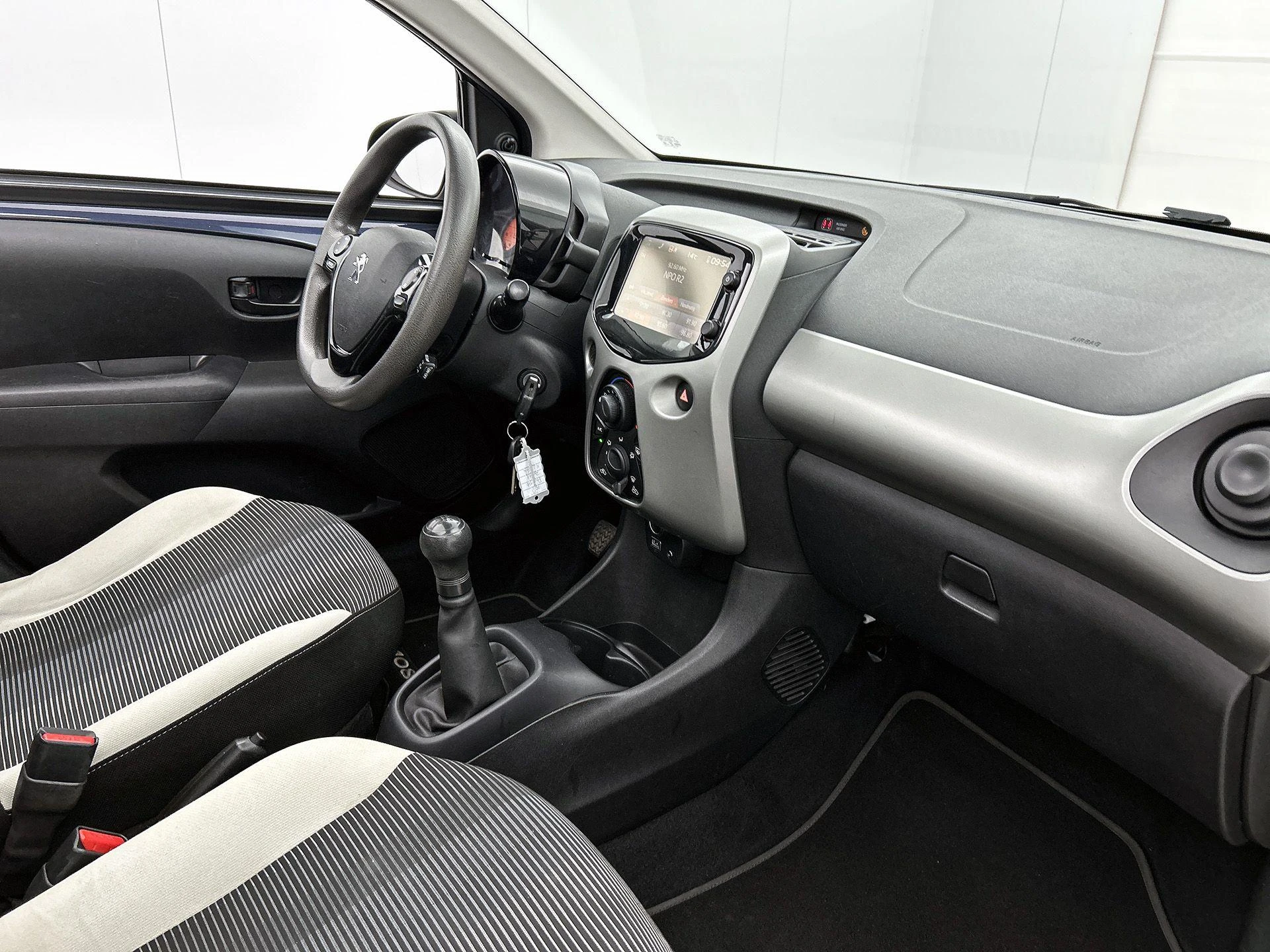 Peugeot-108-image-12