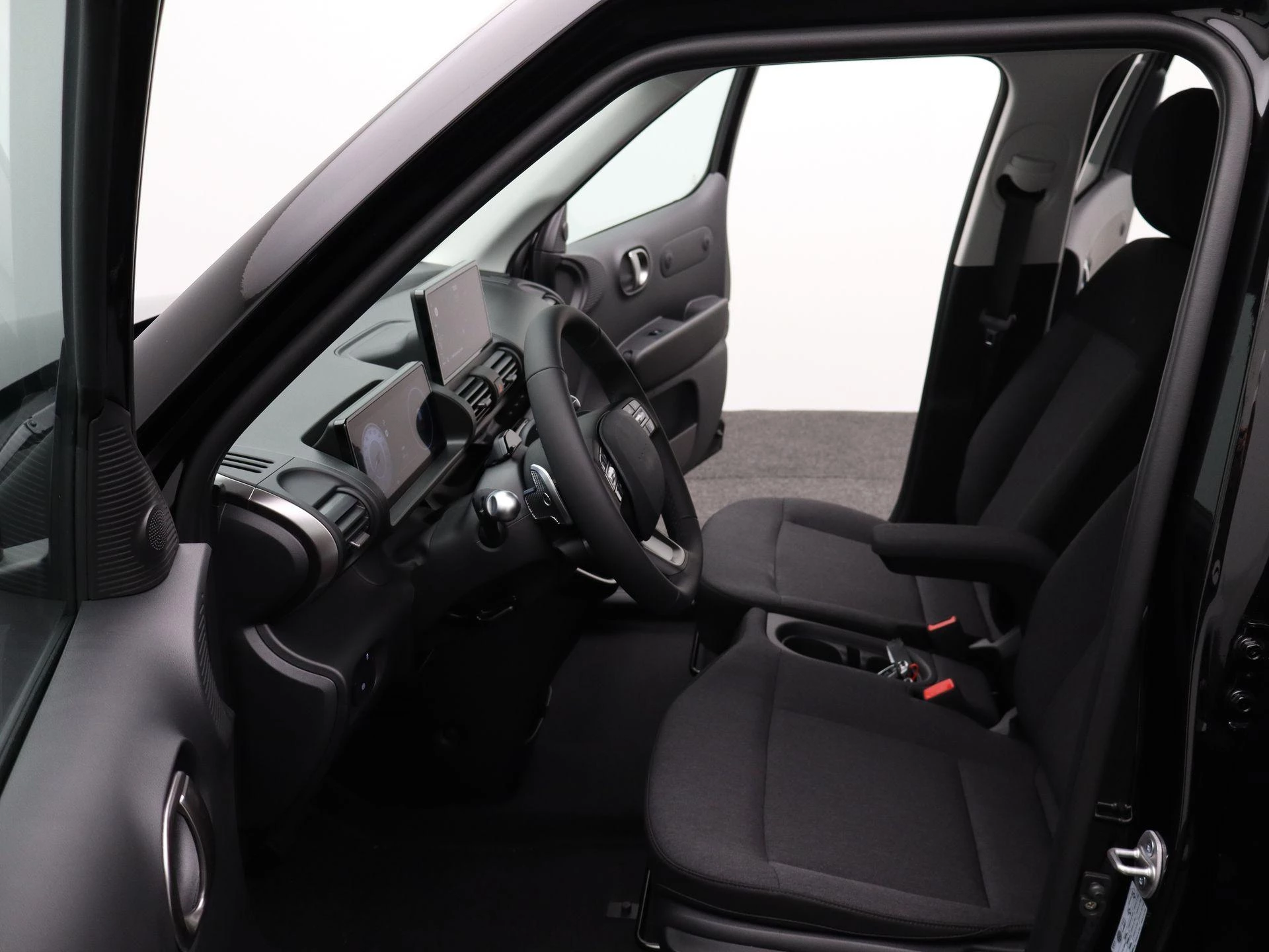 Hyundai-Inster-image-10