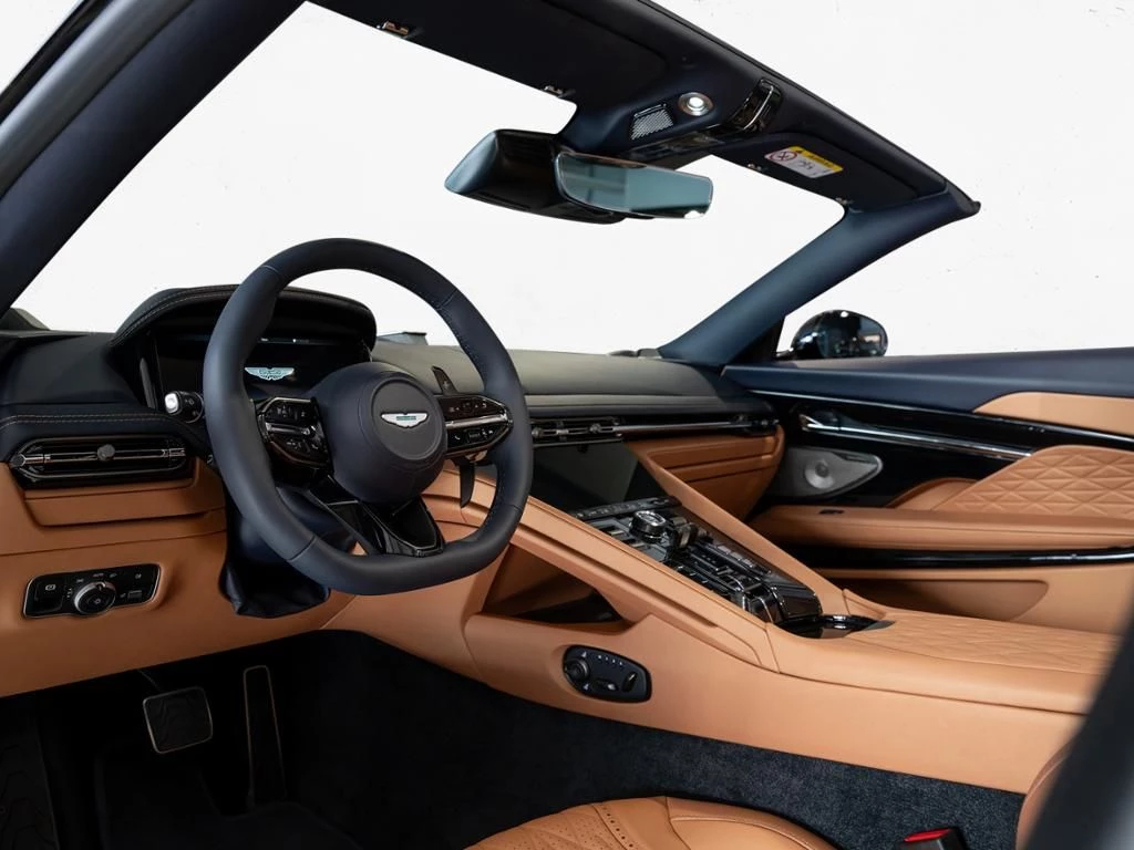 Aston Martin DB12 Volante Aston Martin Hamburg